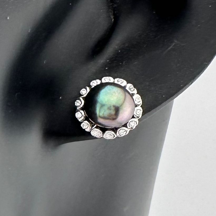 Other Peacock Pearl Halo Stud Earrings Size ONE SIZE - 1 Thumbnail