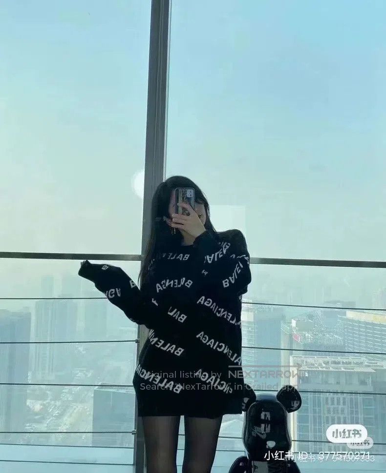 Balenciaga Balenciaga Black All-over Logo Sweater Size XS / US 0-2 / IT 36-38 - 6 Thumbnail