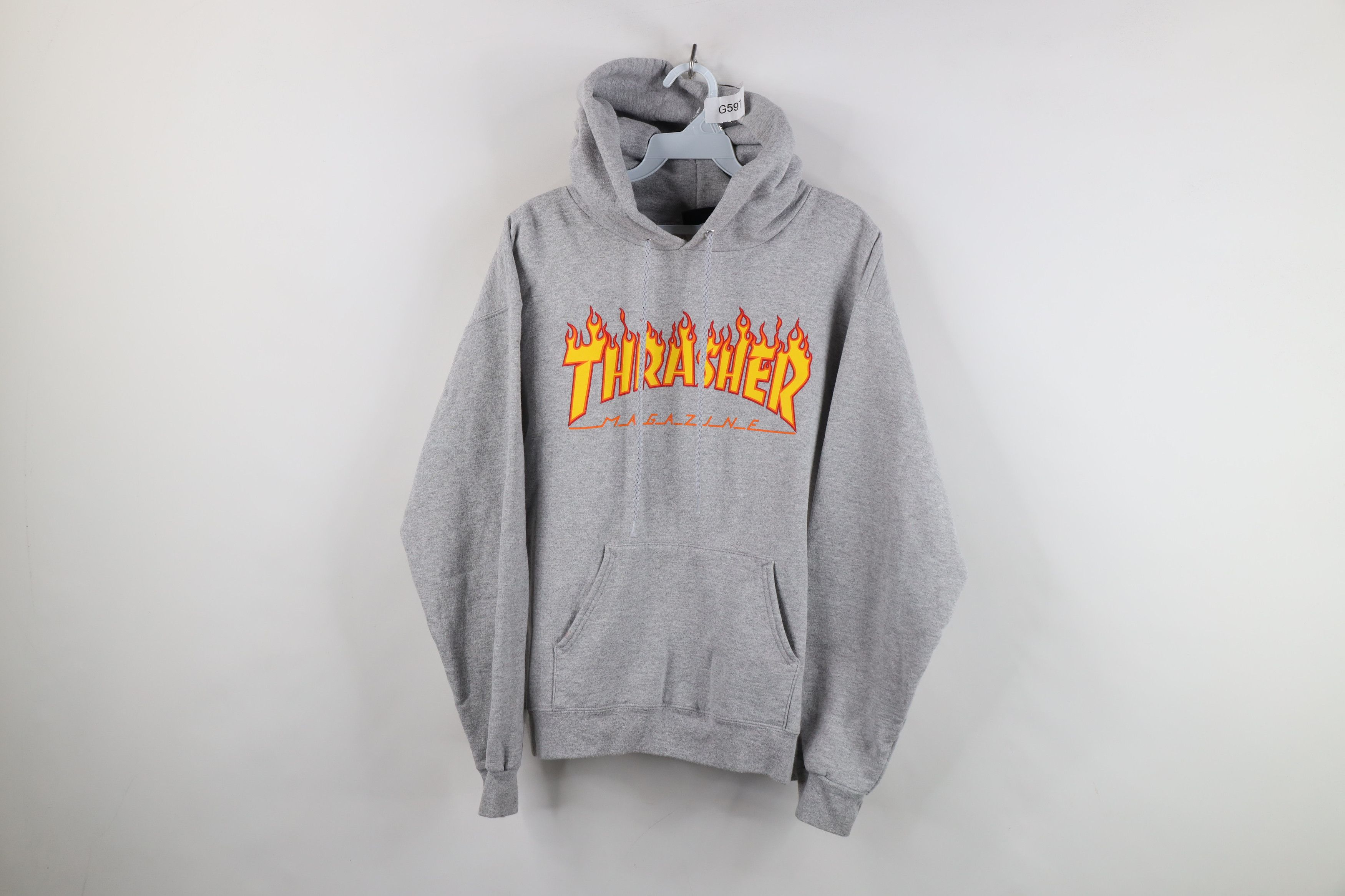 Thrasher Vintage Y2K Thrasher Magazine Skateboard Fire Flames Hoodie Size US S / EU 44-46 / 1 - 1 Thumbnail
