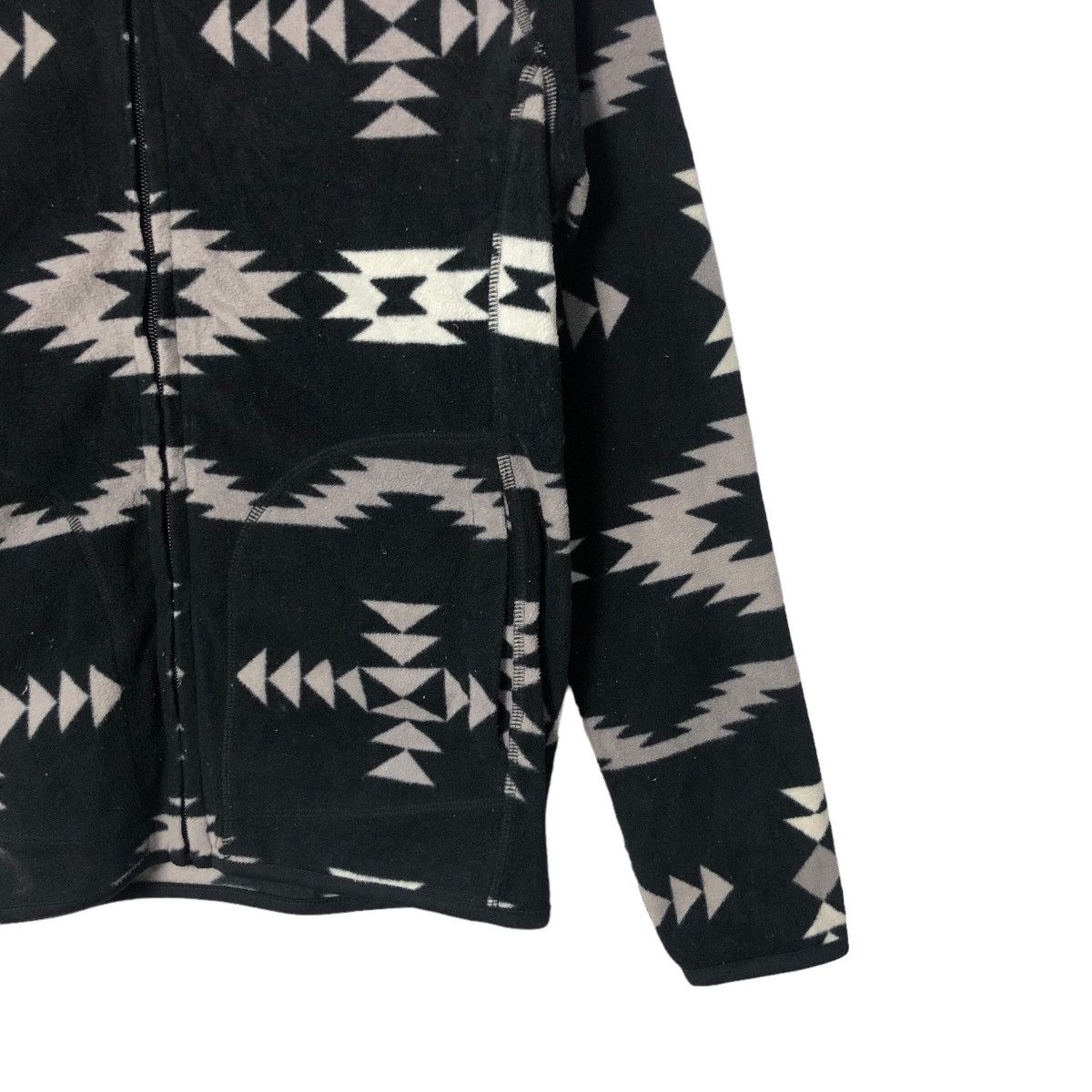 Japanese Brand Vintage Ignio Fullprint Navajo Zipper Ups Jacket Size US S / EU 44-46 / 1 - 2 Thumbnail