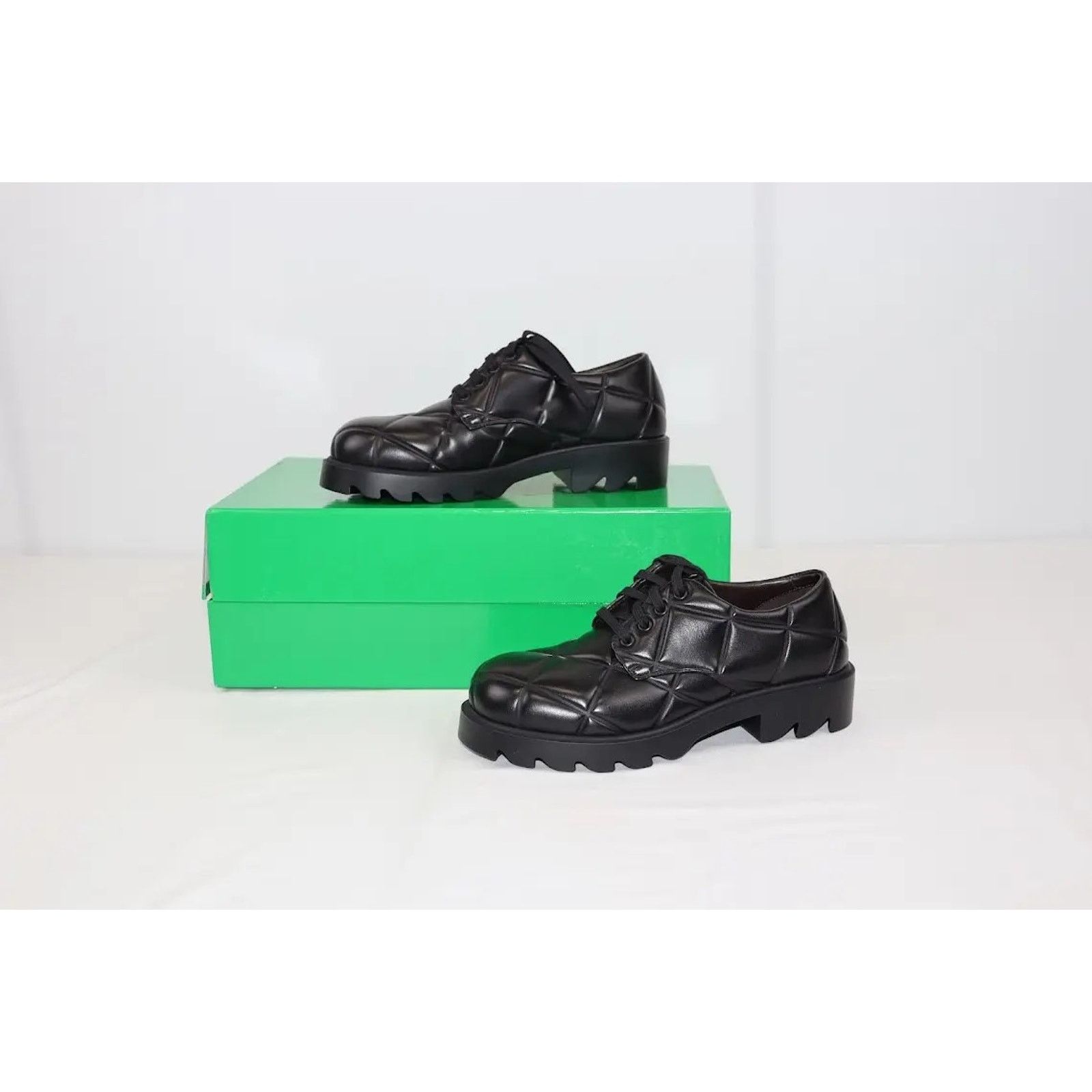 Bottega Veneta o1rshd1 Quilted Nappa Leather Strut Derby Shoes in Black Size US 11 / EU 44 - 1 Thumbnail
