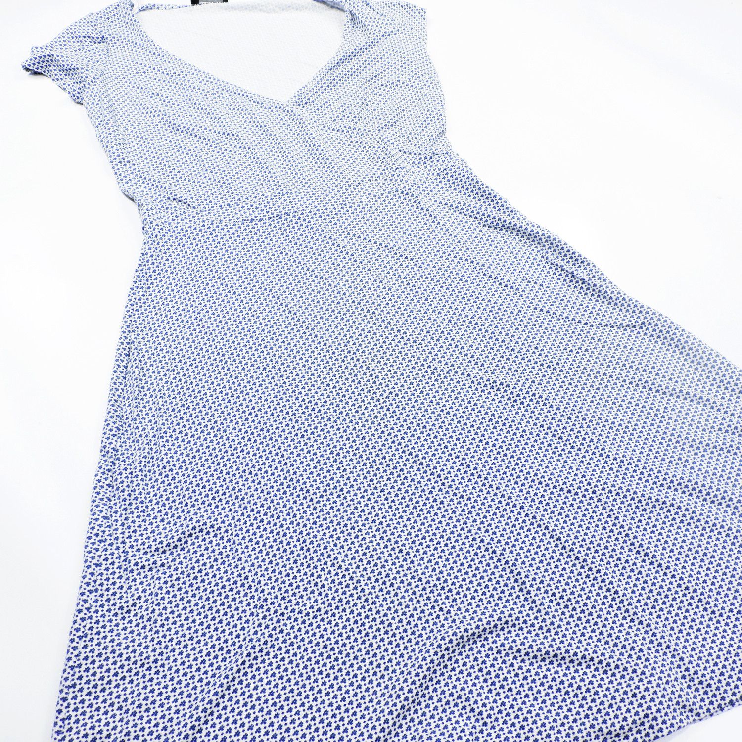 Carel Paris CAROLL PARIS SMALL FLOWERS PATTERN MIDI DRESS Size XS / US 0-2 / IT 36-38 - 7 Thumbnail