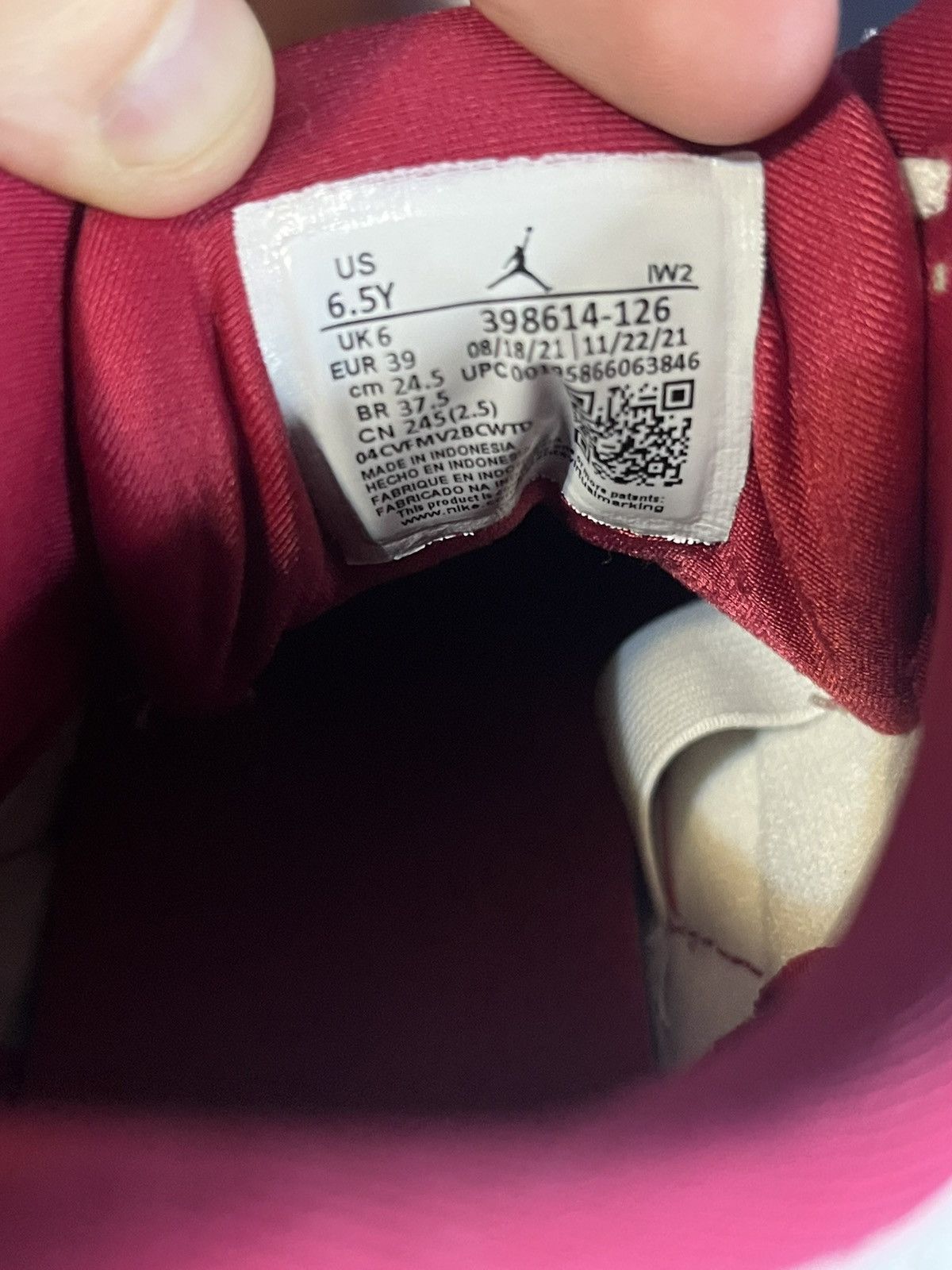 Jordan Brand Jordan 3 Cardinal GS Size US 6.5 / EU 39-40 - 7 Thumbnail