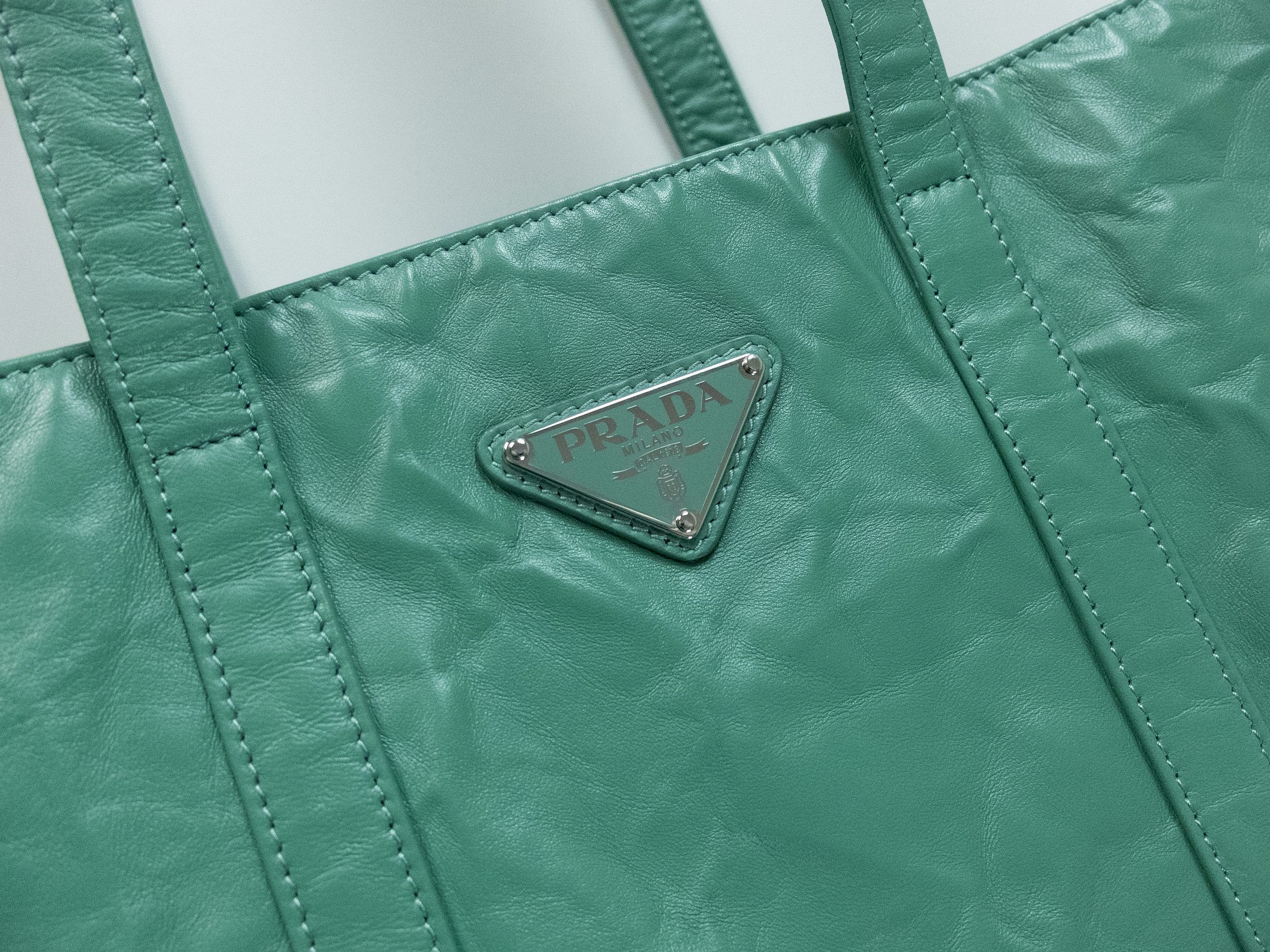 Prada PRADA sage green wrinkled effect antique nappa leather tote Size ONE SIZE - 7 Thumbnail