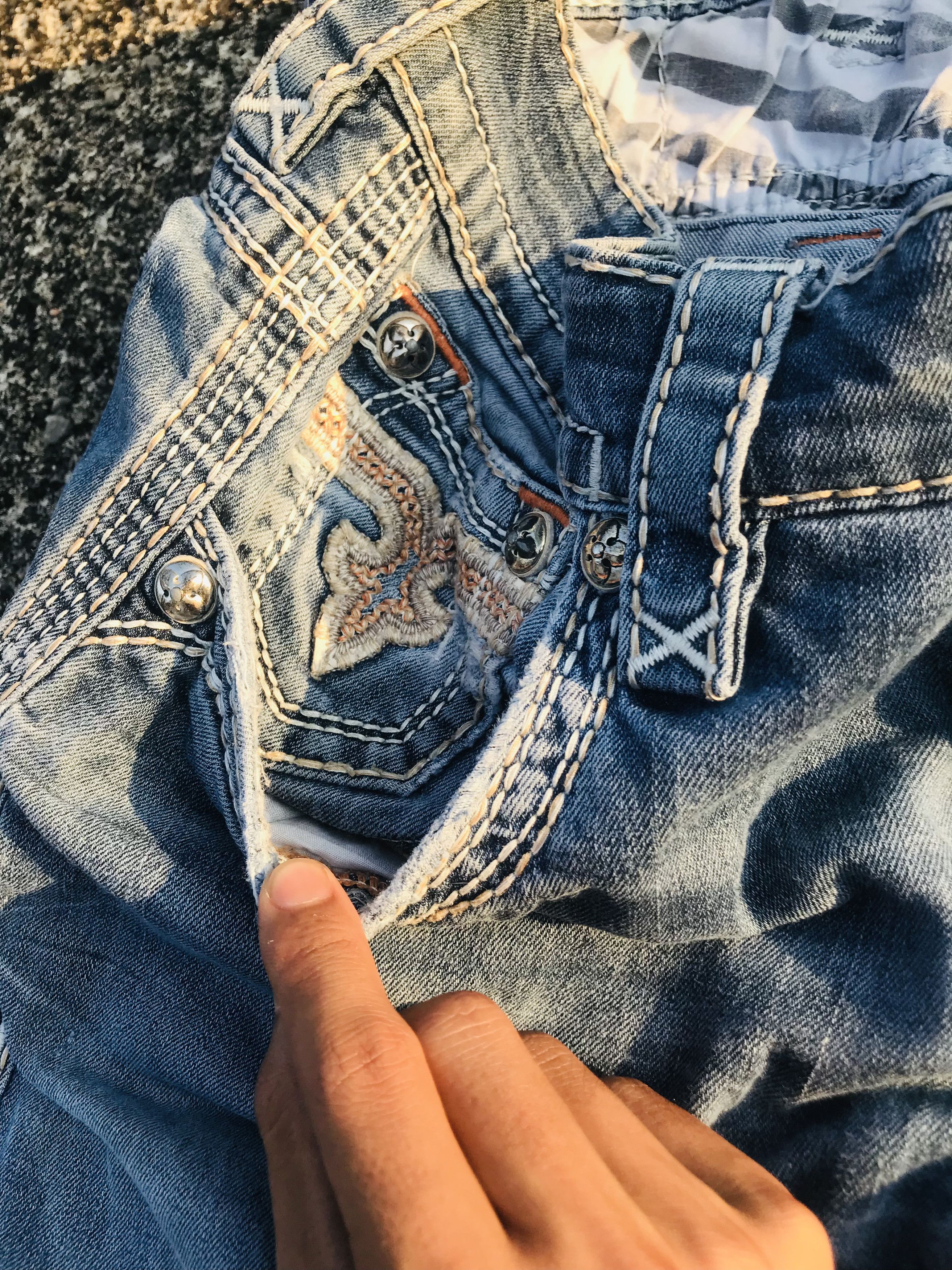 Rock Revival Double pocket Rock Revival distressed flared jeans Size US 33 - 13 Thumbnail