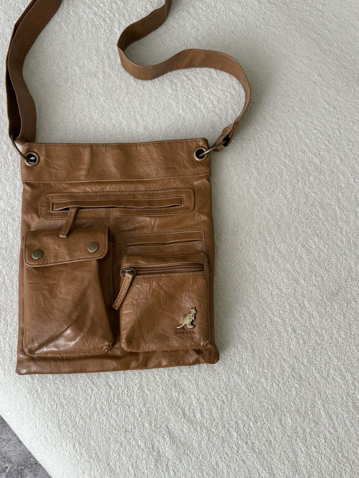 Kangol Vintage Kangol leather crossbody messenger bag Size ONE SIZE - 4 Thumbnail