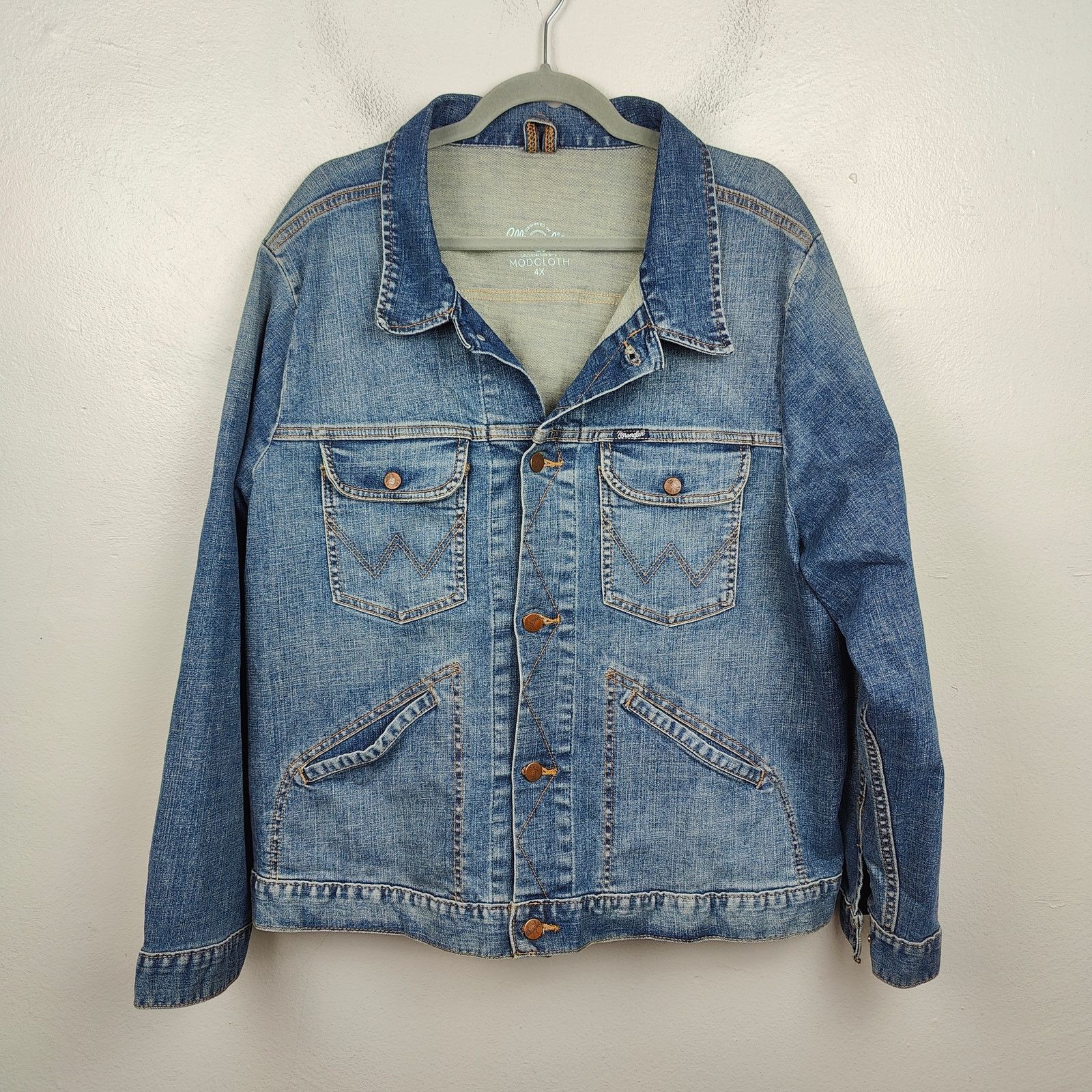 Other ModCloth x Wrangler Denim Trucker Jacket Womens 4X Blue Size 4XL / US 24-26 - 1 Thumbnail