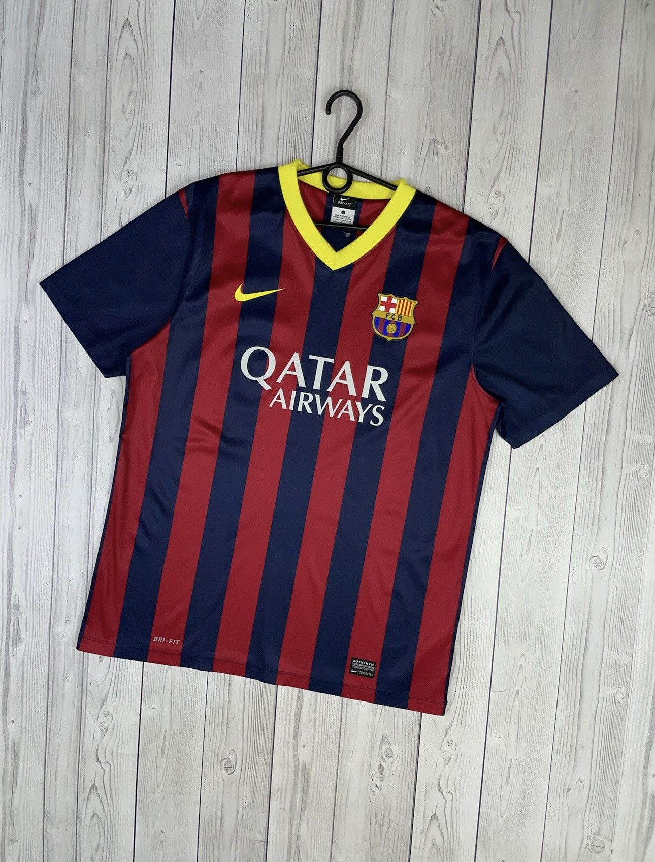 Nike Vintage nike Barcelona soccer jersey size L striped Size US L / EU 52-54 / 3 - 1 Thumbnail