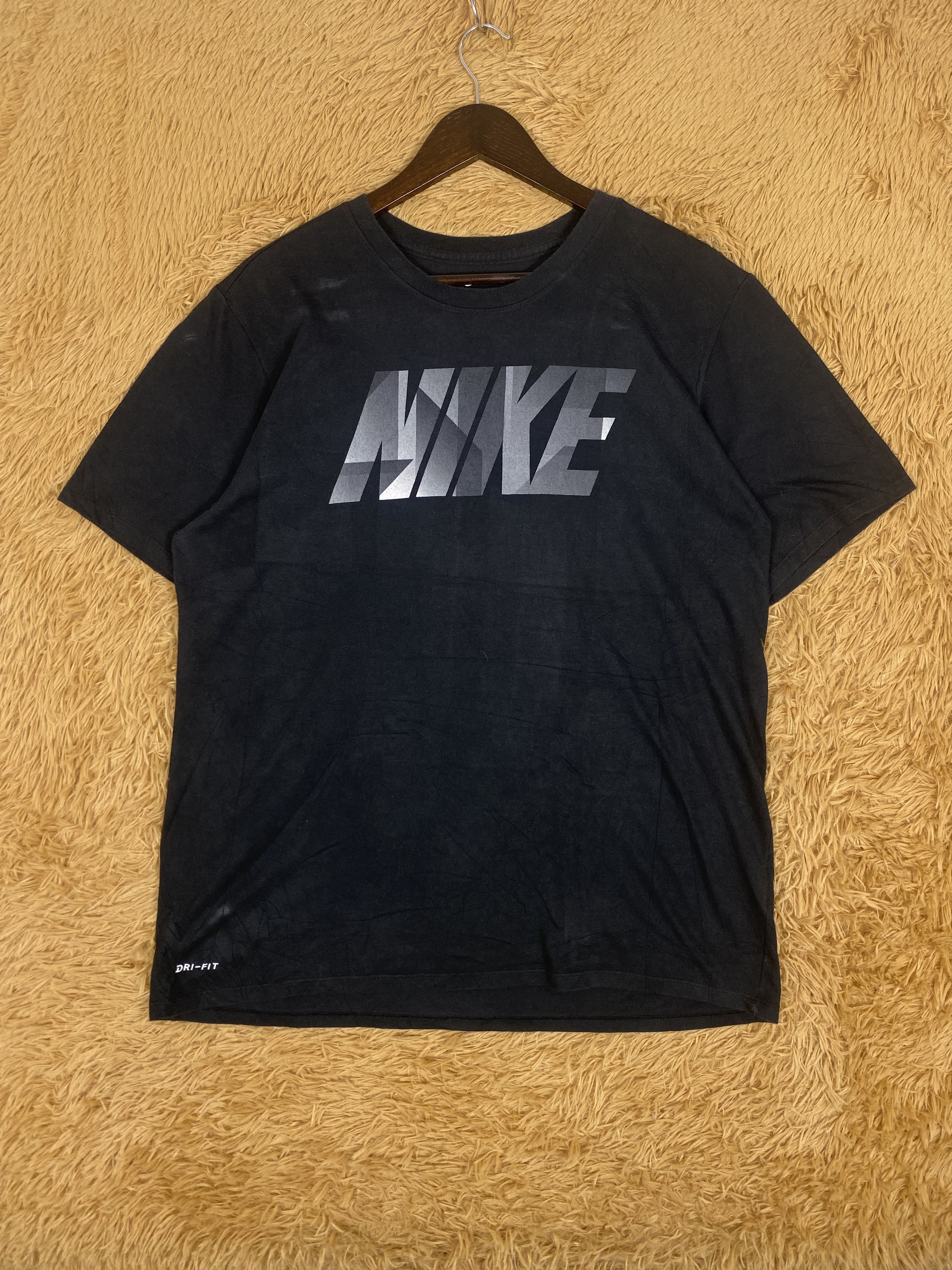 Nike Nike Y2K Tee Big Logo Swoosh T-Shirts Size US XL / EU 56 / 4 - 1 Thumbnail
