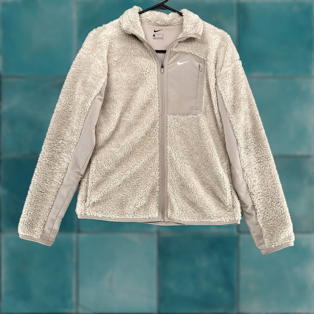 Nike Nike Jacket Womens Small Beige Cream Sherpa Fleece Full Zip Teddy Chest Pocket Size S / US 4 / IT 40 - 1 Thumbnail