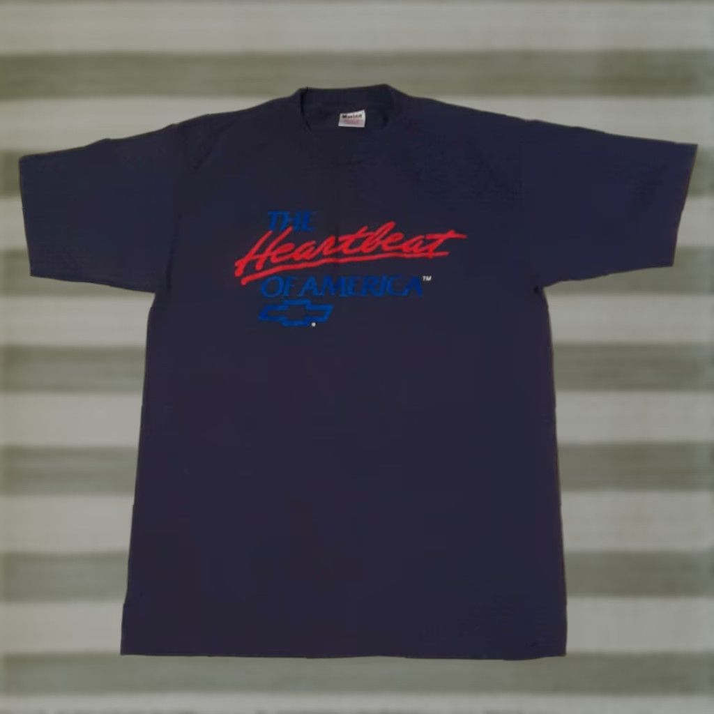 Vintage VINTAGE Heartbeat of America Chevrolet T-Shirt Mens M Blue Murina Graphic Car 27in long 19in pit to pit Size US M / EU 48-50 / 2 - 1 Thumbnail