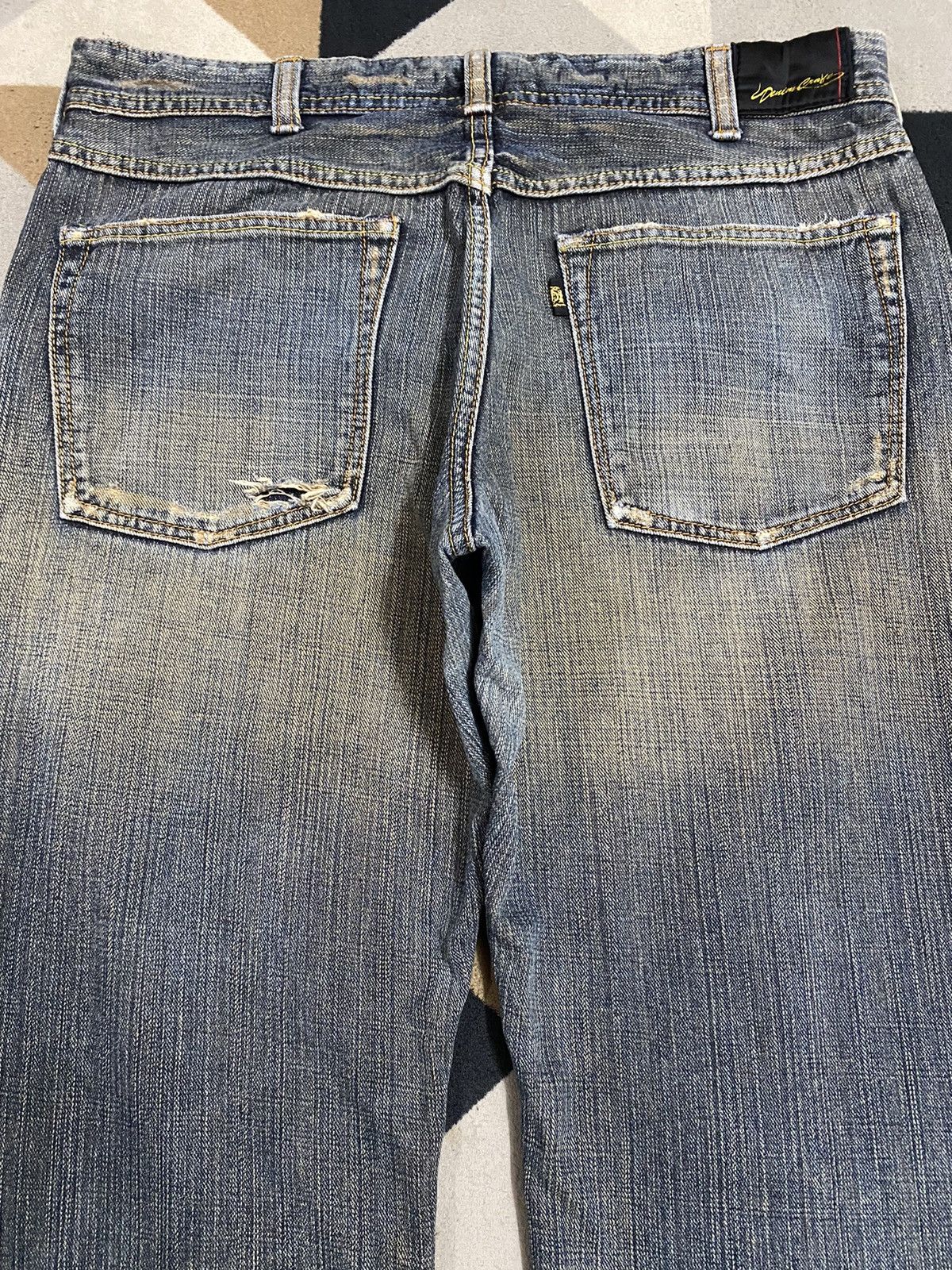 Japanese Brand Vintage Japanese Brands Mud Wash Distressed Loose Jeans Size US 36 / EU 52 - 4 Thumbnail