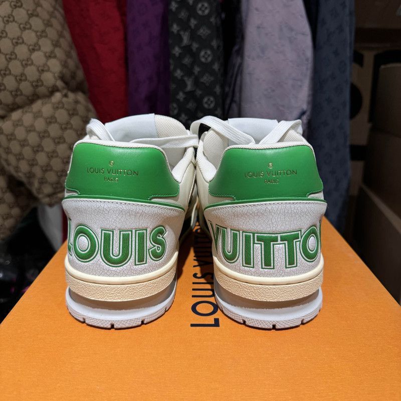 Louis Vuitton Louis Vuitton Retro Trainer Sneakers in White and Green -25 Size US 9 / EU 42 - 3 Thumbnail