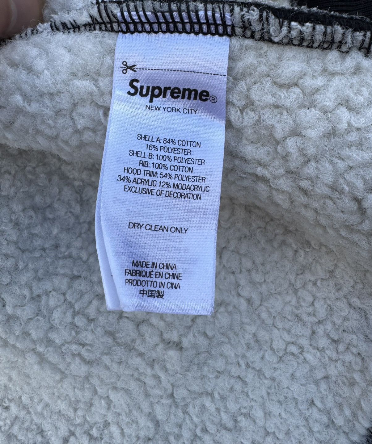 Supreme Supreme F/W25 Faux fur zip up hoodie Size US M / EU 48-50 / 2 - 5 Thumbnail