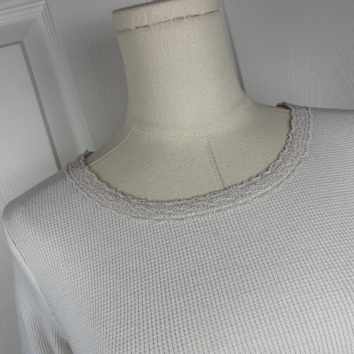 American Eagle Outfitters American eagle white lace trim long sleeve Size M / US 6-8 / IT 42-44 - 4 Thumbnail