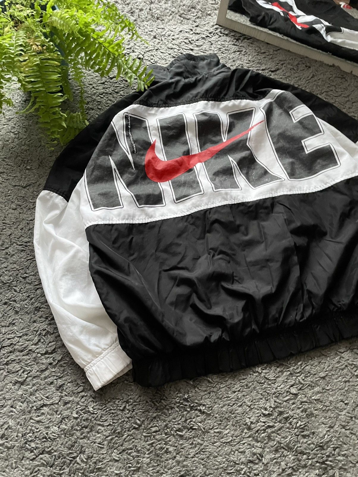 Nike × Vintage 90s Nike Vintage Light Jacket Streetwear Big Logo Swoosh Y2k Size US S / EU 44-46 / 1 - 8 Thumbnail
