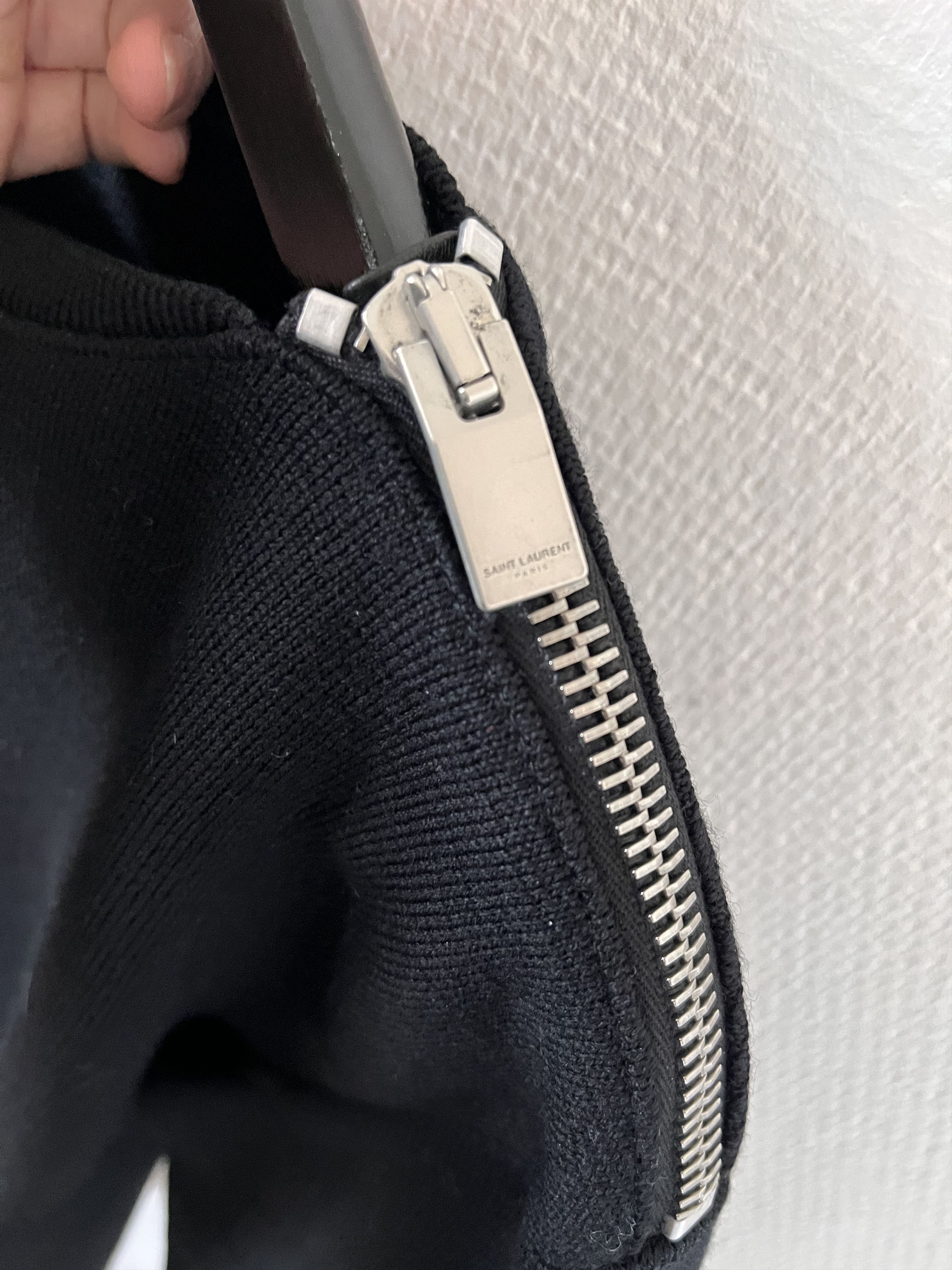 Saint Laurent Paris Saint Laurent Hedi Slimane Zip Shoulder Sweater Size US M / EU 48-50 / 2 - 3 Thumbnail