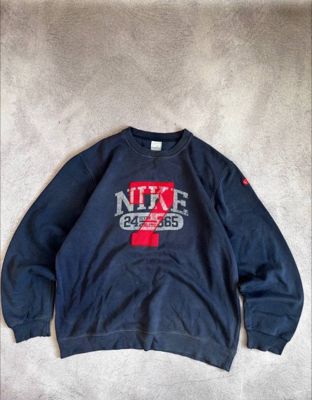 Nike × Vintage Vintage Nike Distressed y2k faded Sweatshirt Size US L / EU 52-54 / 3 - 2 Thumbnail