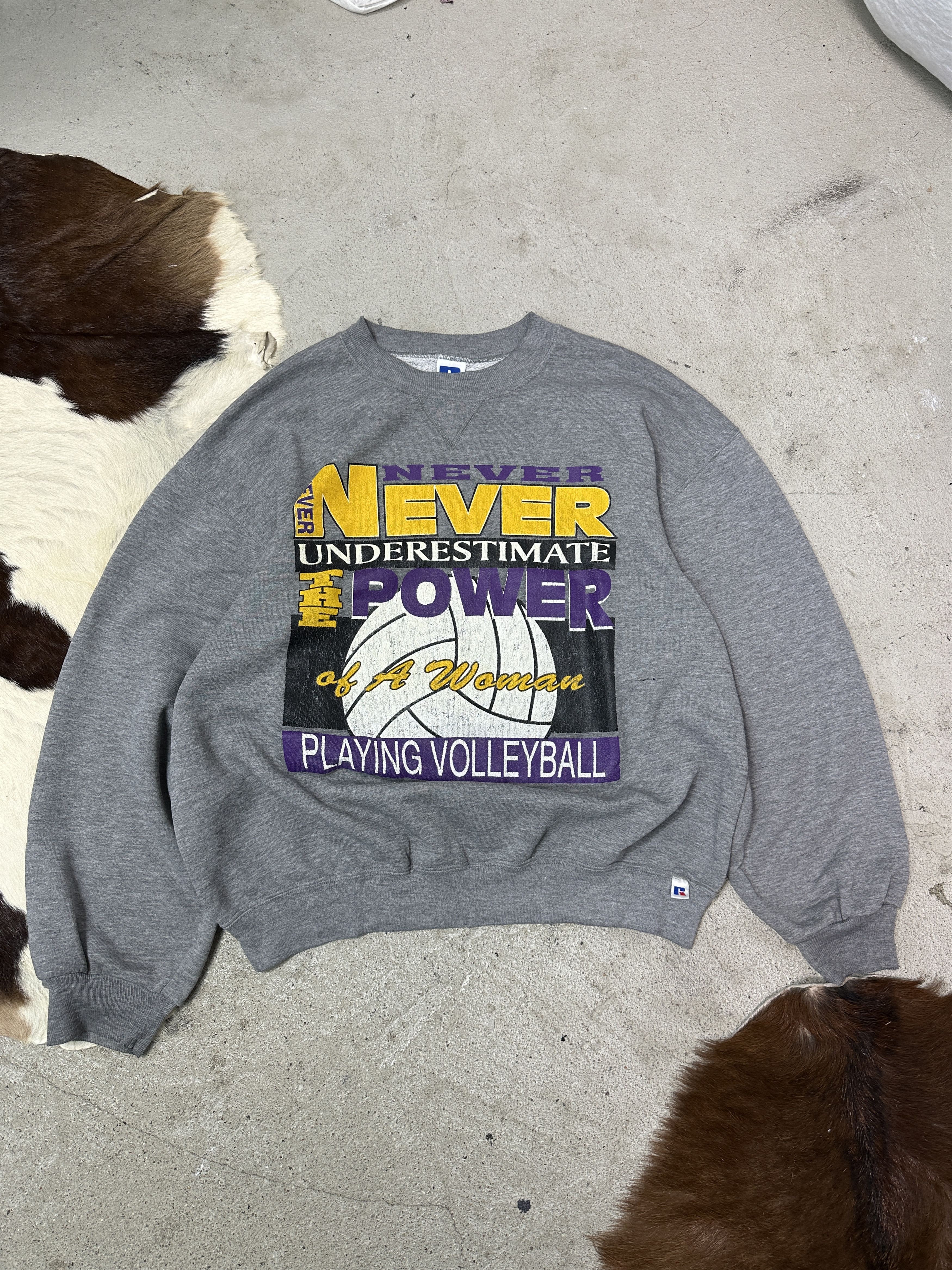 Vintage Vintage Streetwear Old School Volleyball Sweatshirt 90s Size US L / EU 52-54 / 3 - 1 Thumbnail