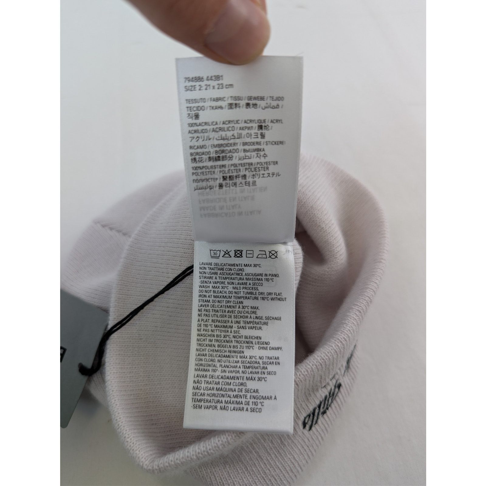 Balenciaga o1rshd1 Size: 2 / Beverly Hills Beanie Cap / Hat Off White Size ONE SIZE - 16 Thumbnail