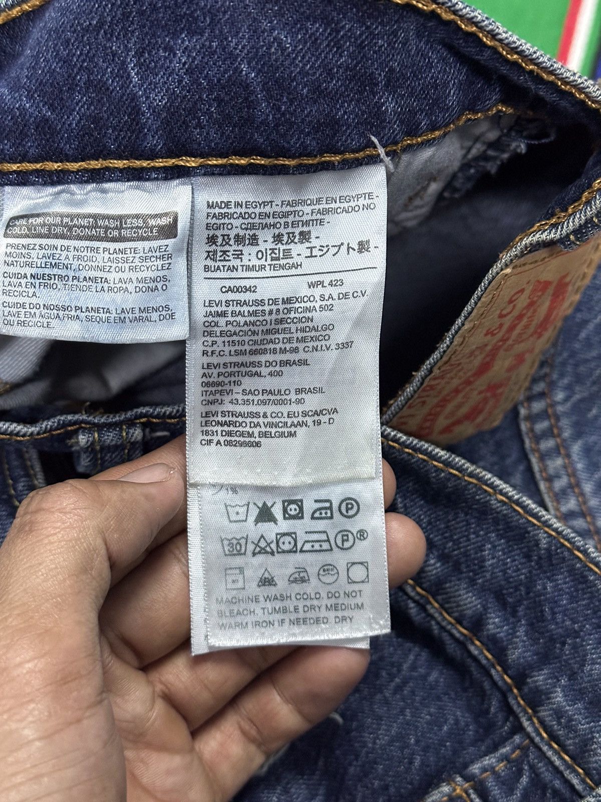Levi's Vintage Clothing 💥Levis💥502 distress Crazy design 💥 Size US 36 / EU 52 - 13 Thumbnail