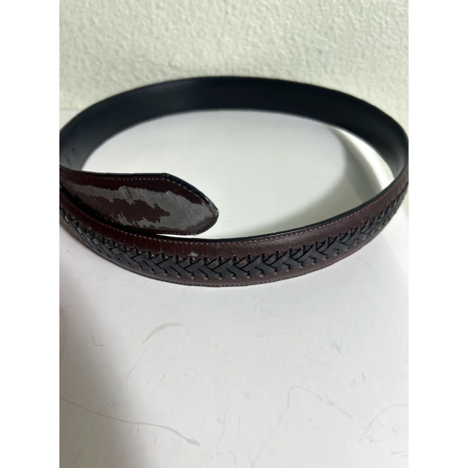 Vintage Columbia Belt Leather Brown Size 32 Men Woven Peeling Pattern Front, Men’s Brown Leather Belt 32 Columbia Size 32 - 6 Thumbnail