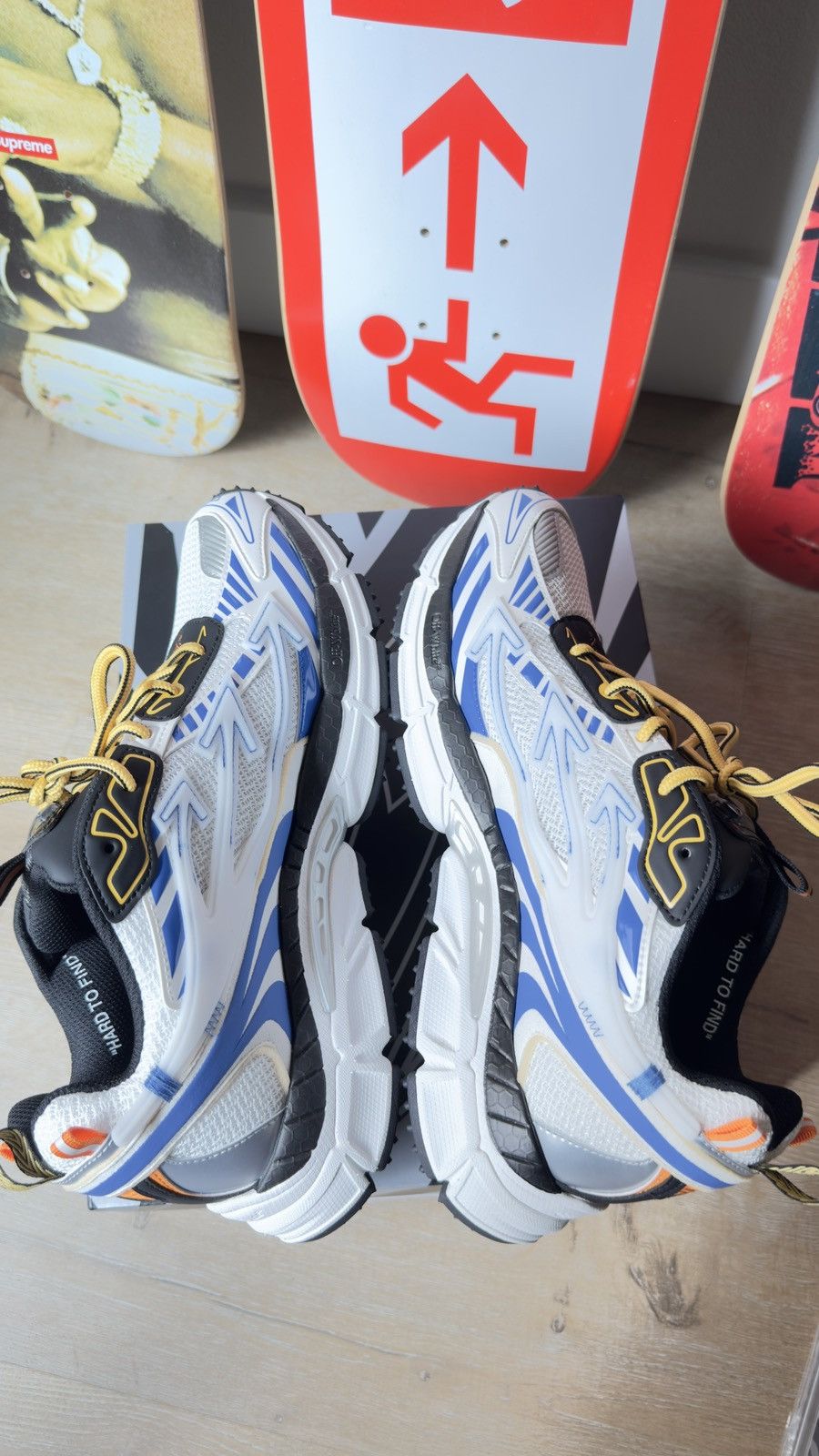 Off-White Be Right Back Sneaker Size US 10.5 / EU 43-44 - 8 Thumbnail