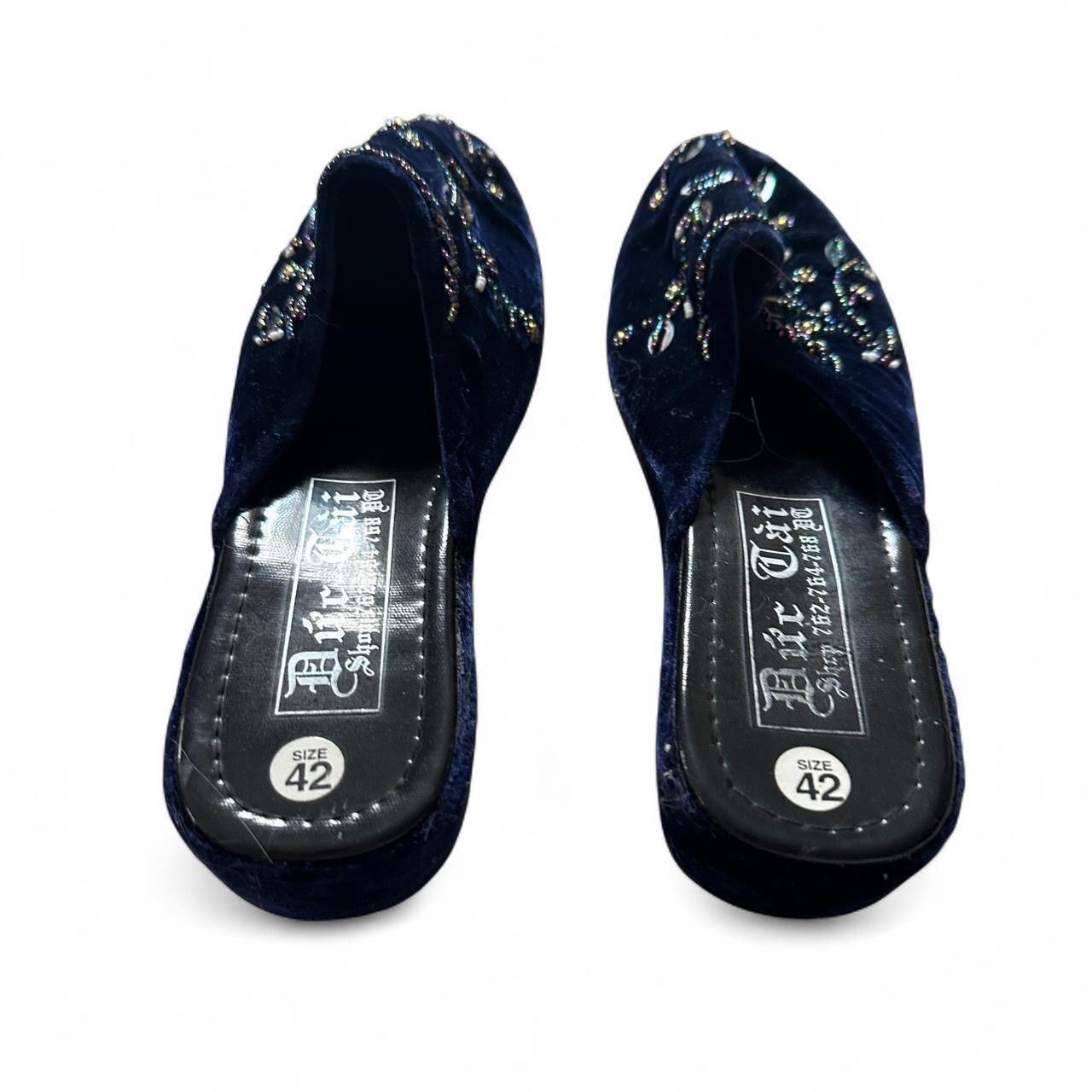 Other Women’s Blue velvety beaded mules Slip On Shoes Size US 7 / IT 37 - 6 Thumbnail