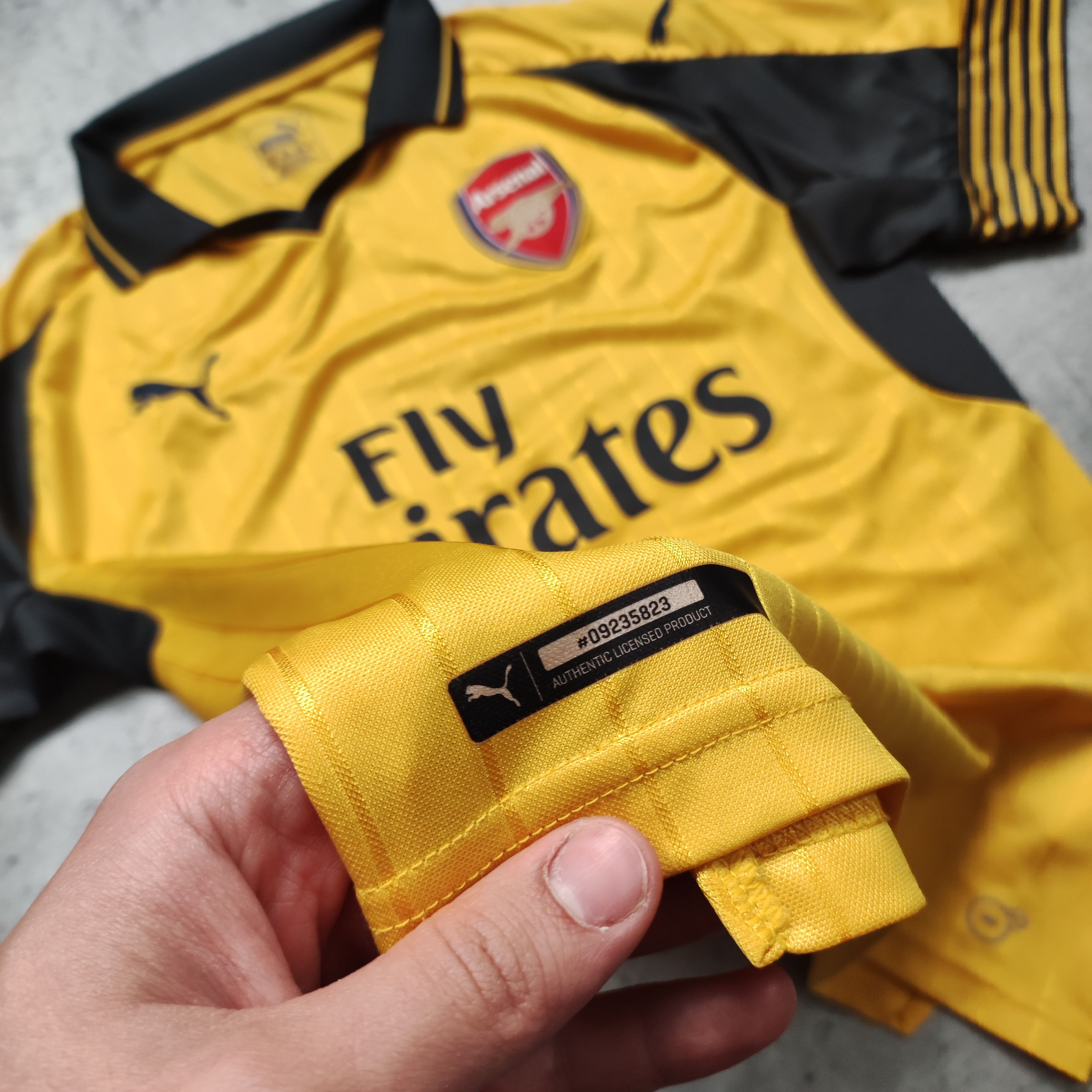 Puma RARE Puma x Arsenal London 2017/18 Away Footblal Jersey Size US M / EU 48-50 / 2 - 6 Thumbnail