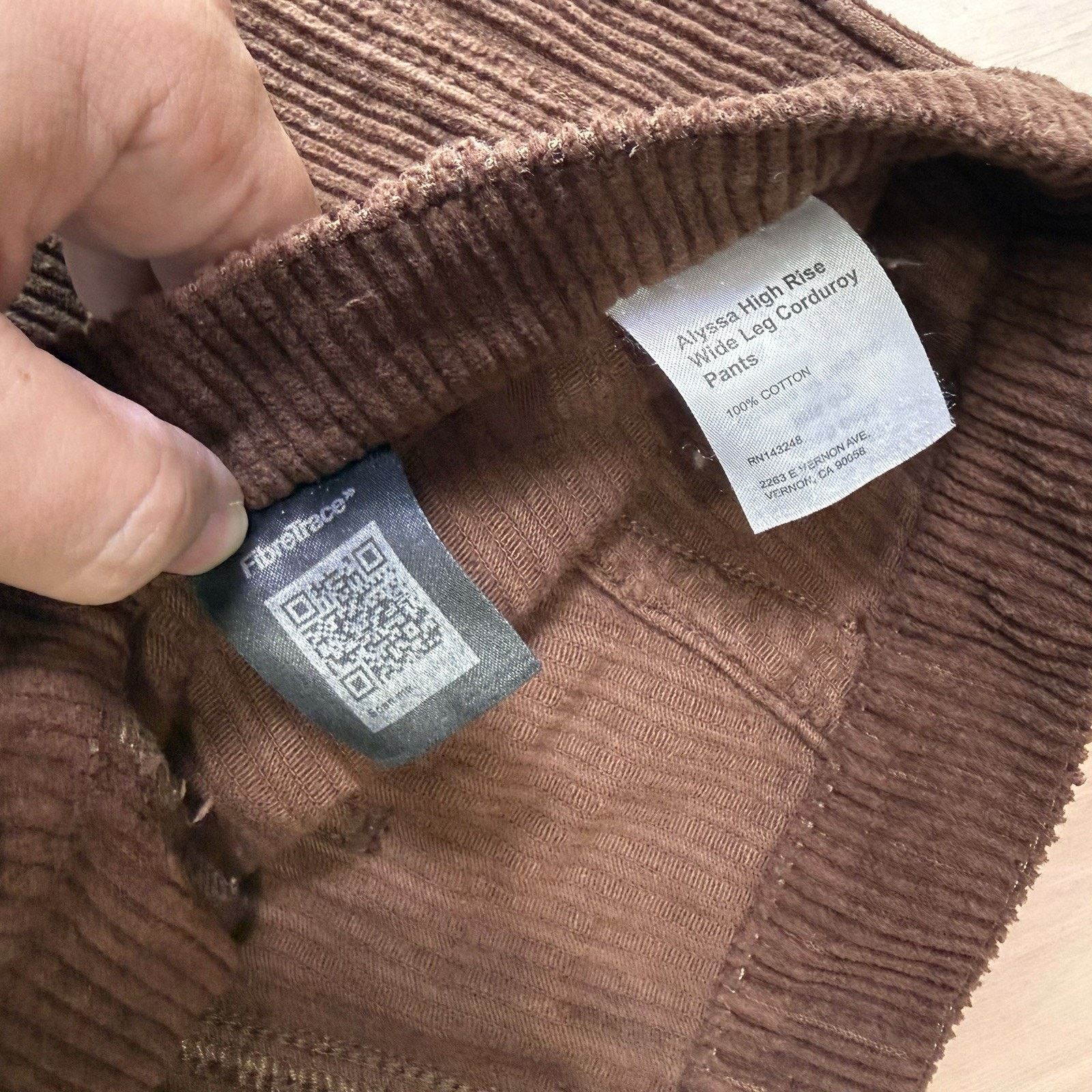 Reformation Reformation Alyssa High Rise Wide Leg Corduroy Pants Size 27" / US 4 / IT 40 - 5 Thumbnail