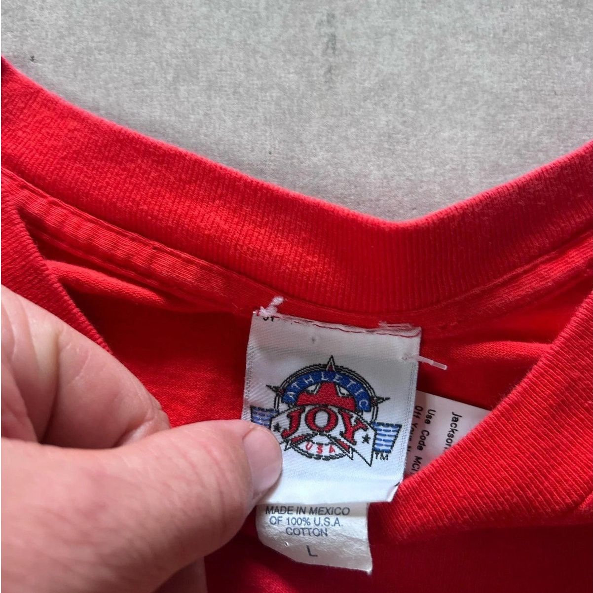 Other Vintage Kansas City Chiefs Athletic Joy Red T Shirt Size L Size US L / EU 52-54 / 3 - 4 Thumbnail
