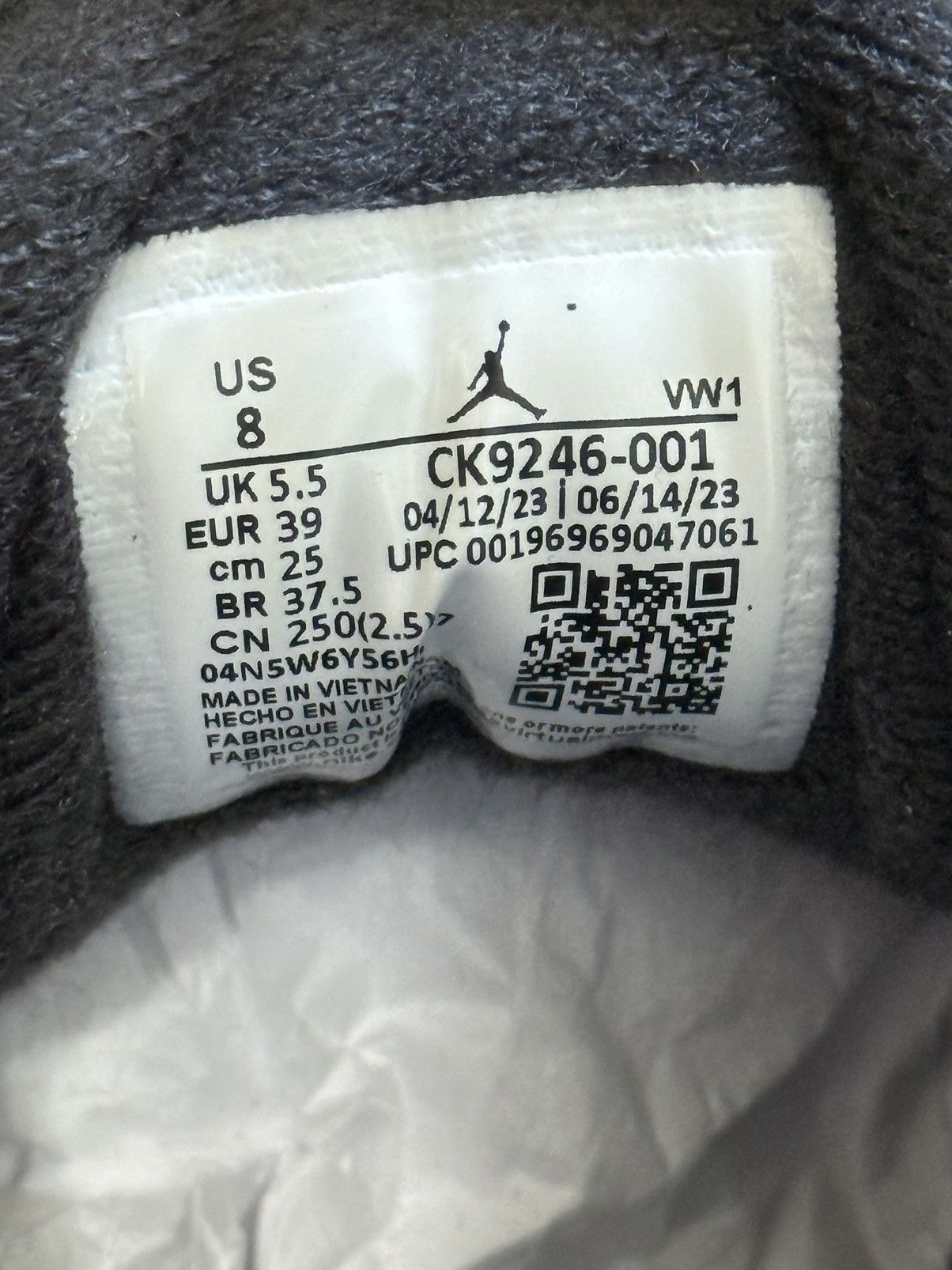 Jordan Brand Off Noir Size US 6.5 / EU 39-40 - 6 Thumbnail