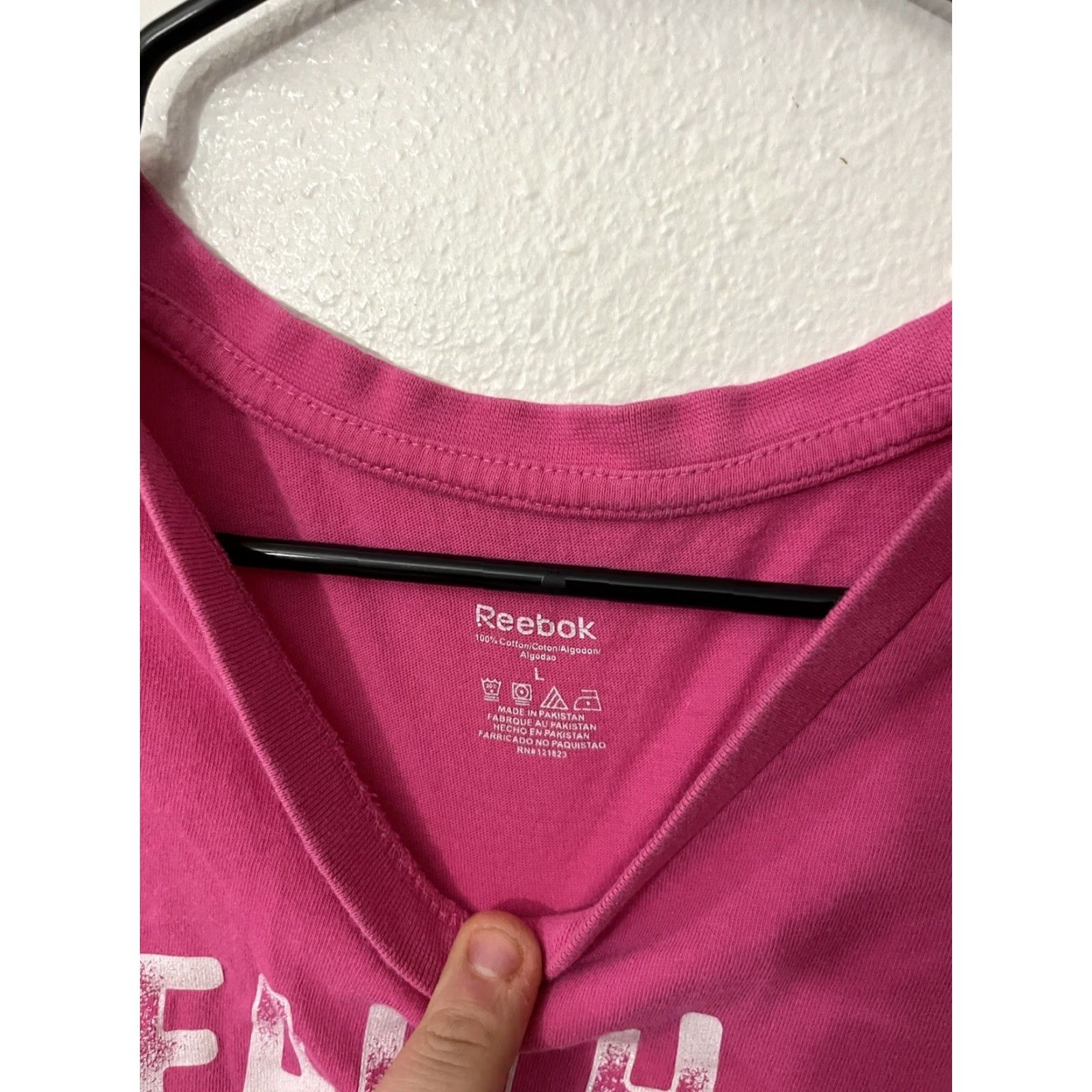 Reebok REEBOK Ladies Breast Cancer Faith Hope Live Inspire V-Neck T-Shirt Pink Large Size L / US 10 / IT 46 - 4 Thumbnail