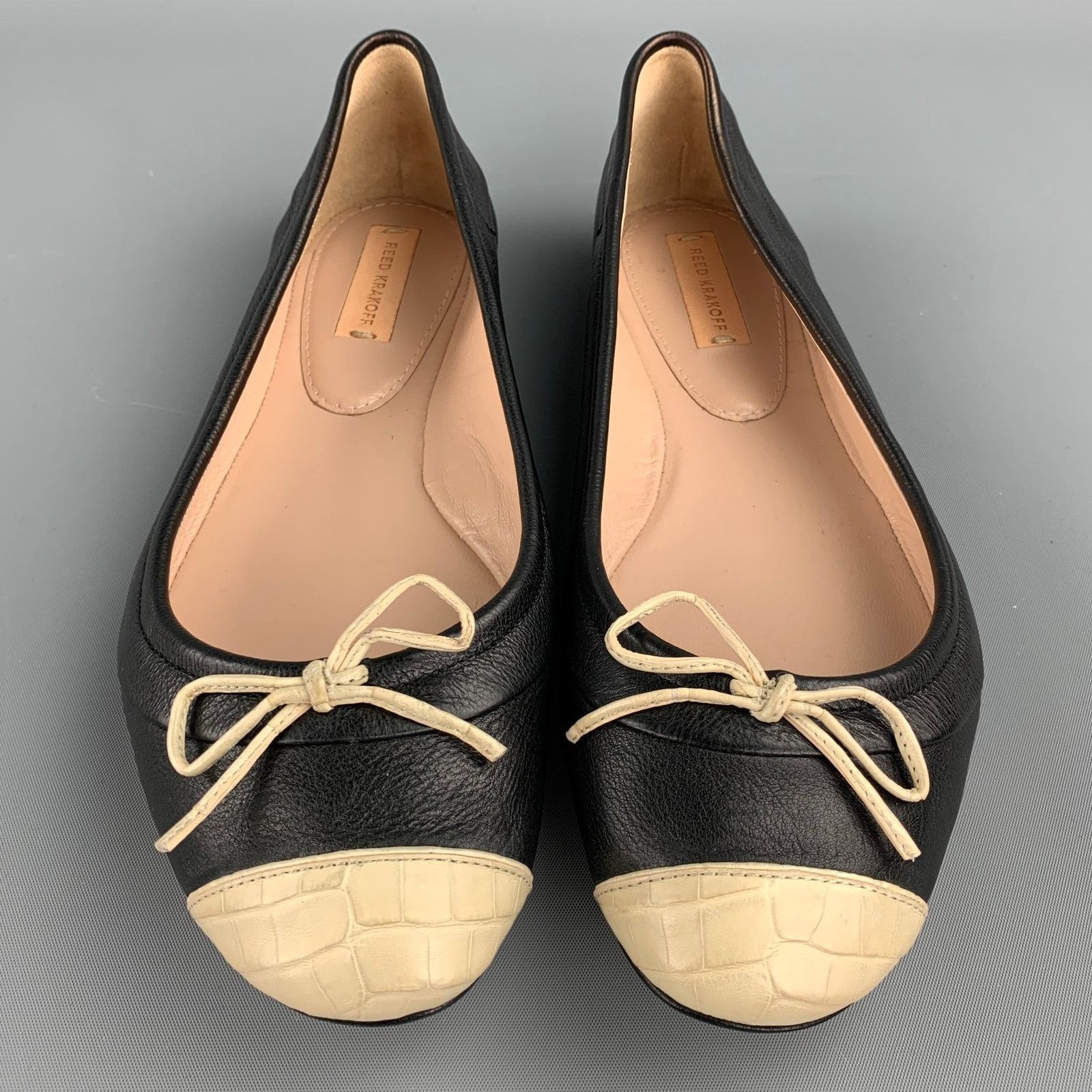 Other REED KRAKOFF Black & Beige Two Tone Leather Cap Toe Flats Size US 7.5 / IT 37.5 - 1 Thumbnail
