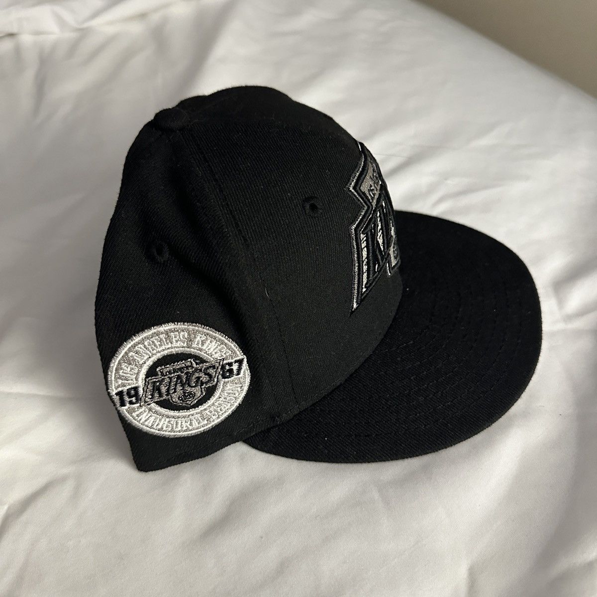 NHL Los Angeles Kings New Era Team 59FIFTY SnapBack Hat Black LA Size ONE SIZE - 3 Thumbnail