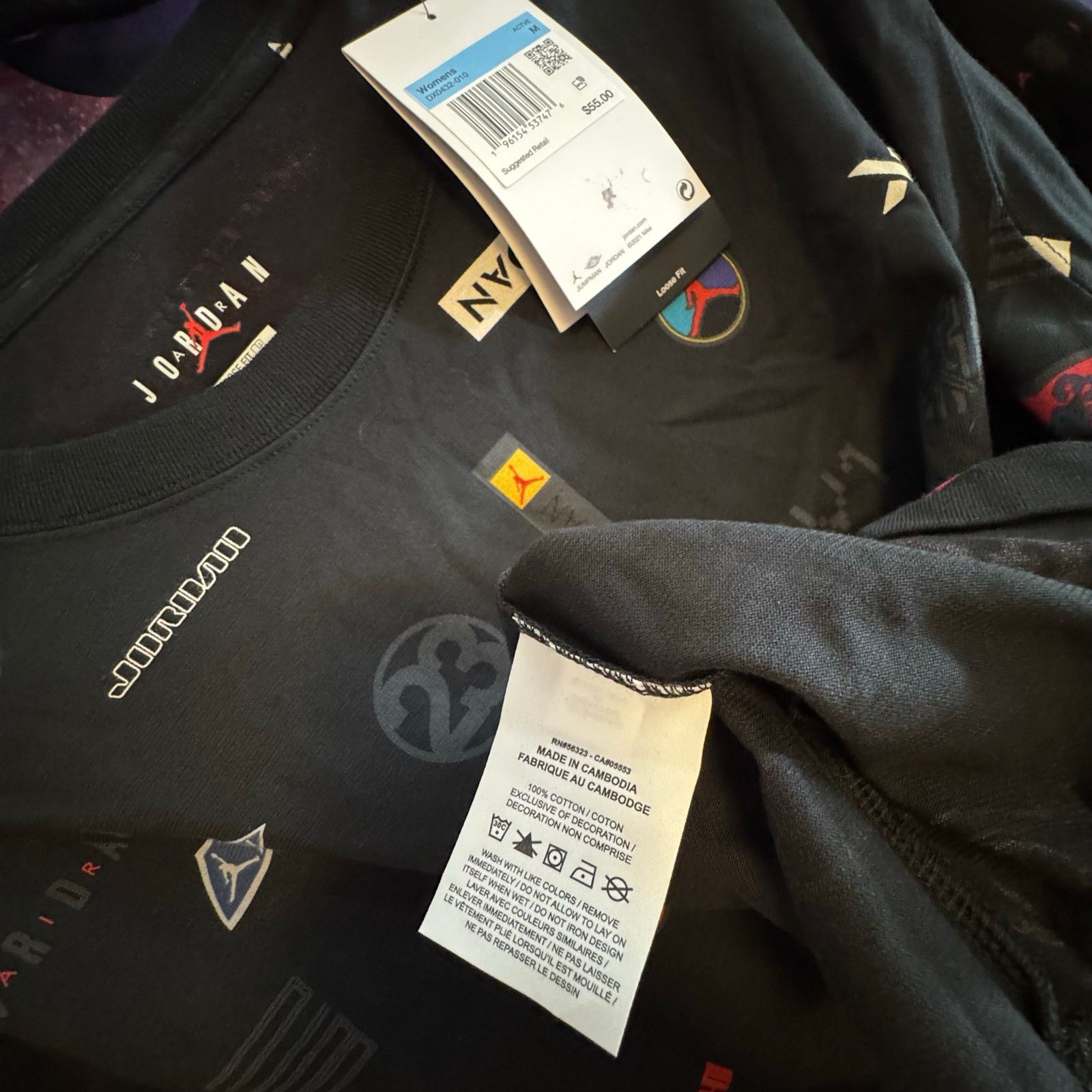 Jordan Brand •NWT• Women’s Jordan Flight Logo Tee Black • Size Medium Size US M / EU 48-50 / 2 - 10 Thumbnail