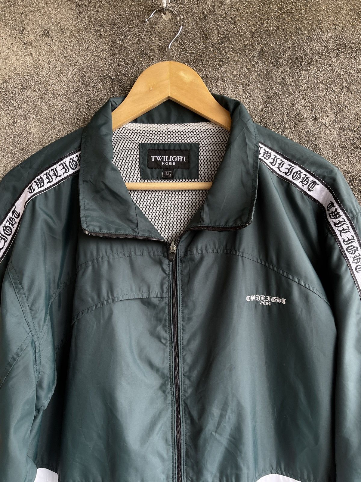 Vintage Rare🔥Vtg Y2K TWINLIGHT Eagle Fire Embroidery Logo Jacket Size US XL / EU 56 / 4 - 5 Thumbnail