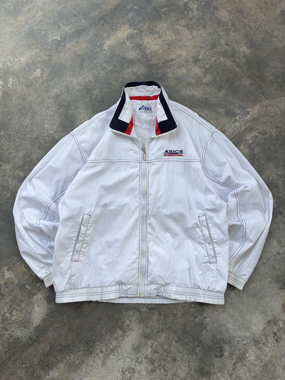 Asics Asics International Vintage White Windbreaker Jacket Size US XL / EU 56 / 4 - 1 Thumbnail