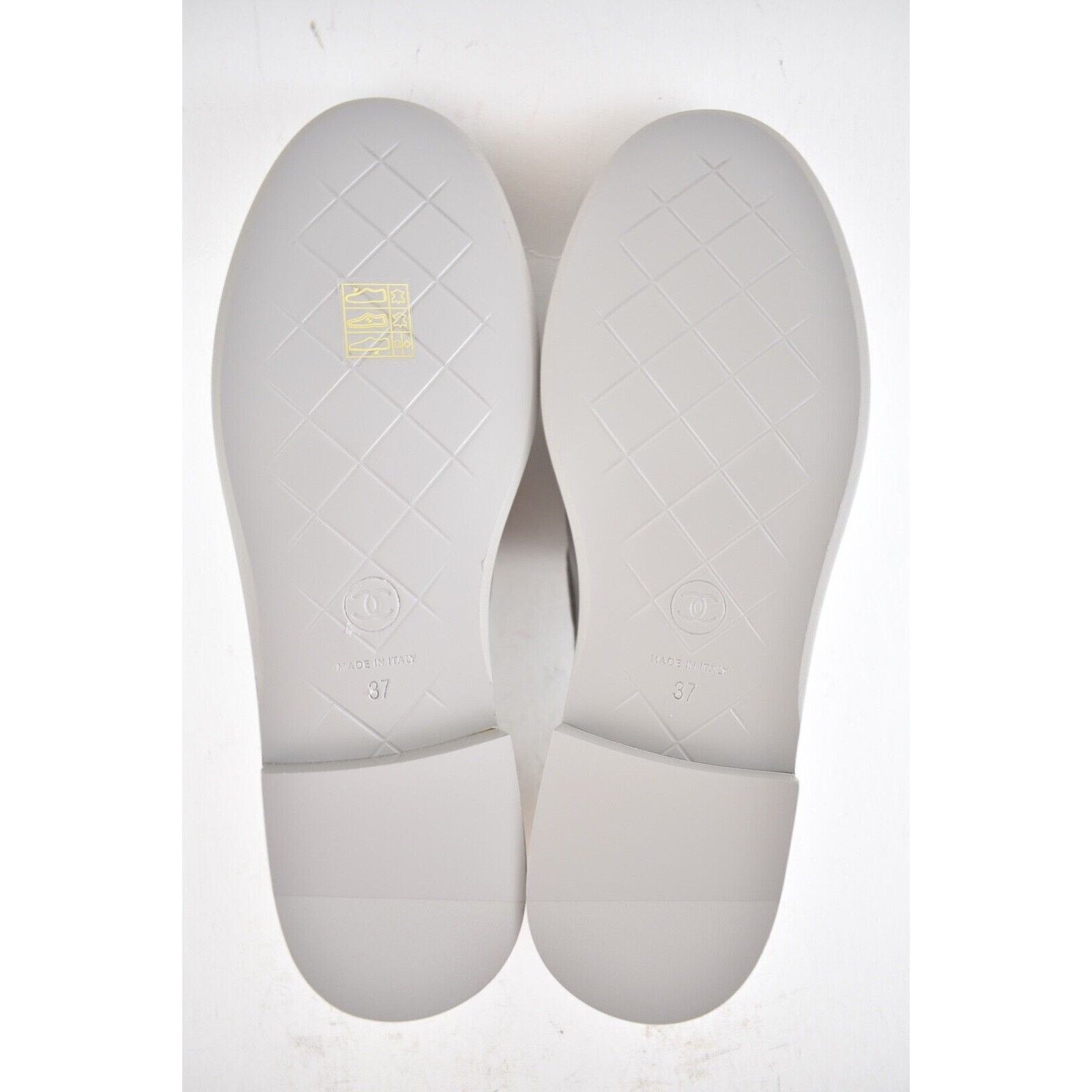 Chanel 21B Quilted Flap Turnlock CC Mule Slip On Flat Loafer 37 Size US 7 / IT 37 - 12 Thumbnail