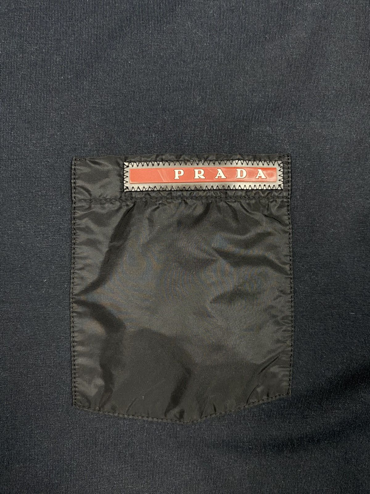 Prada Prada Nylon Pocket Red Tab Dark Navy T Shirt Size US L / EU 52-54 / 3 - 6 Thumbnail
