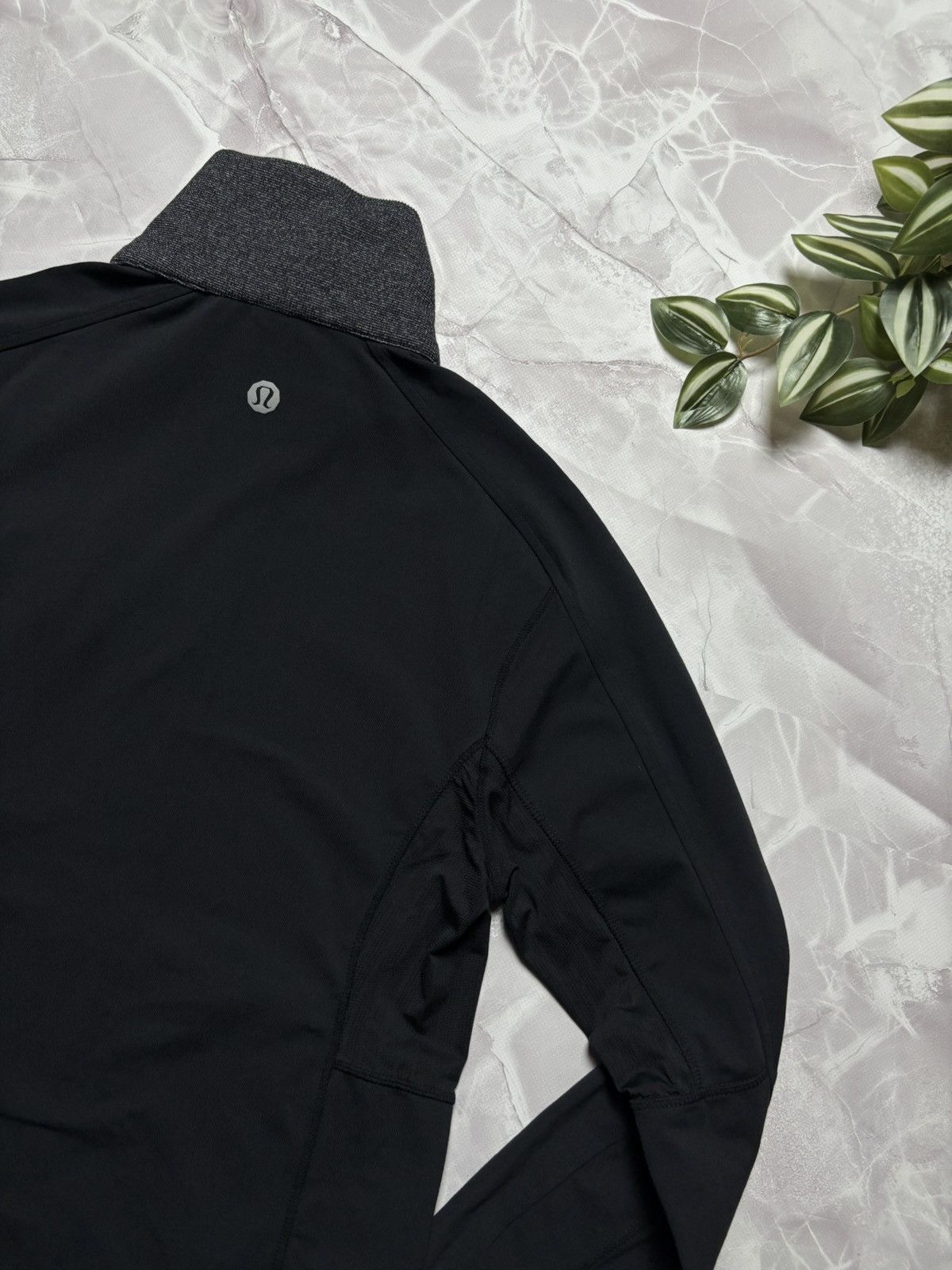 Lululemon Lululemon Luon Vent Tech FZ Jacket Magnetic Pocket Mens M Size US M / EU 48-50 / 2 - 7 Thumbnail