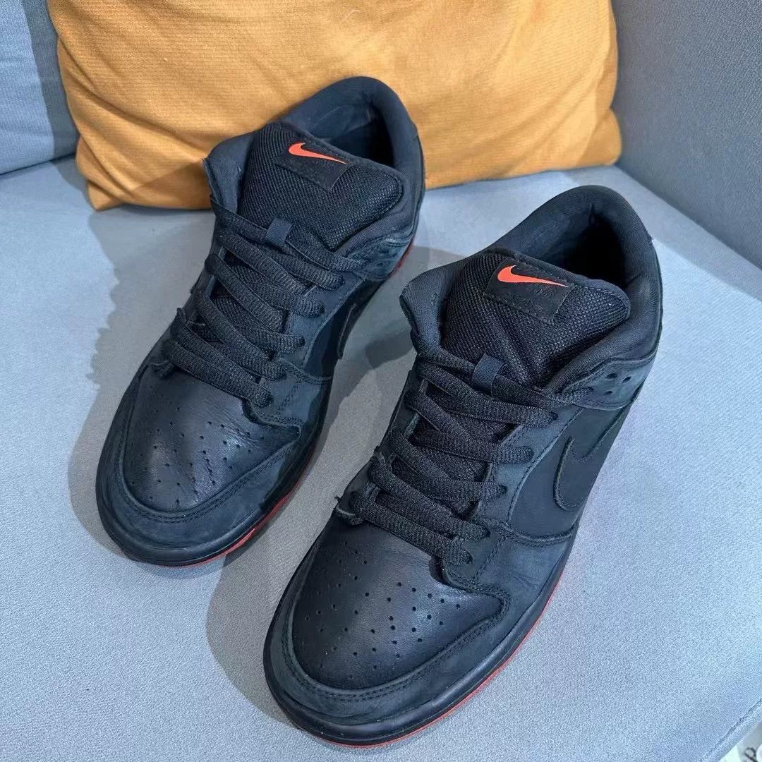 Nike Nike DUNK Black Lowtop Sneakers 5.5 Men Size US 5.5 / EU 38 - 1 Thumbnail