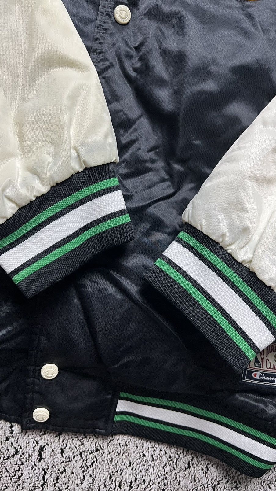 Champion VTG 90’s Boston Celtics NBA satin bomber champion jacket Size US XL / EU 56 / 4 - 7 Thumbnail