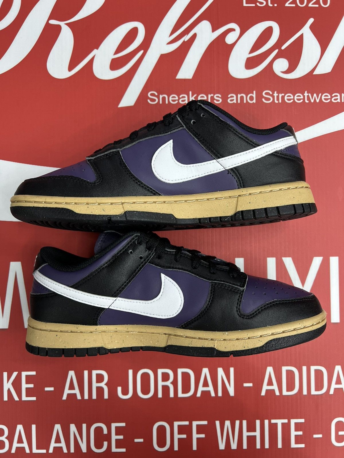 Nike Nike Dunk Low Dark Raisin Size 8w/6.5y Size US 6.5 / EU 39-40 - 2 Thumbnail
