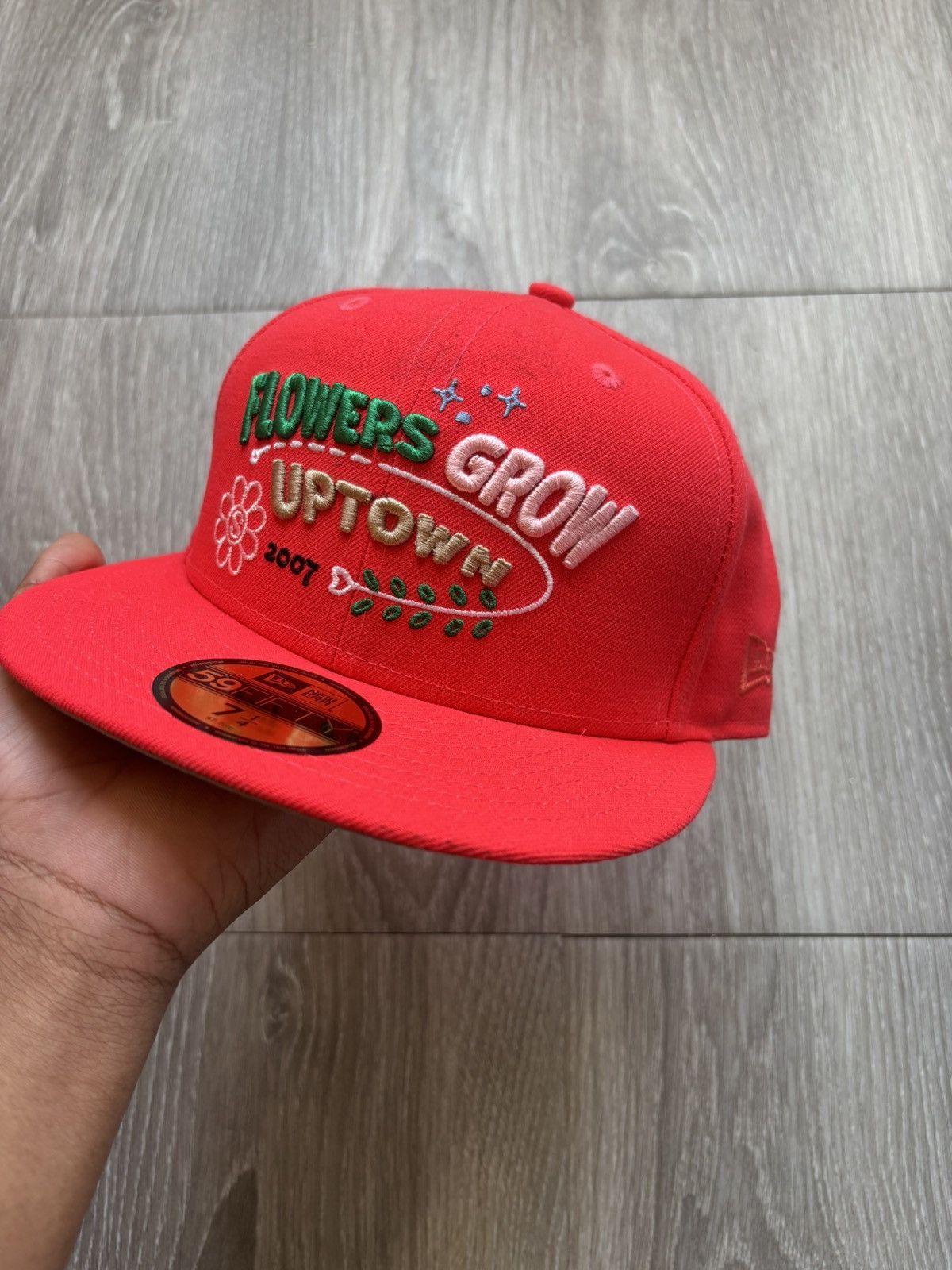 New Era Jae Tip Pink New Era Fitted Hat Uptown Grows Flowers Size ONE SIZE - 5 Thumbnail