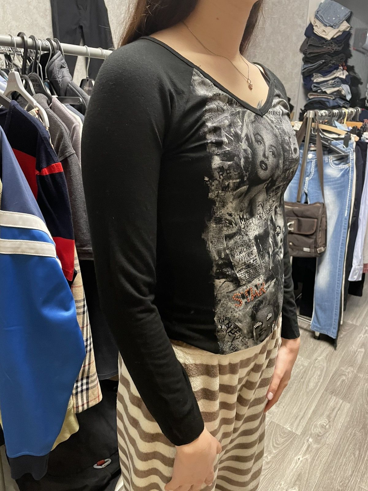 Dolce & Gabbana Dolce Gabbana DG Marilyn Monroe Newspaper Long Sleeve Top Size XS / US 0-2 / IT 36-38 - 19 Thumbnail
