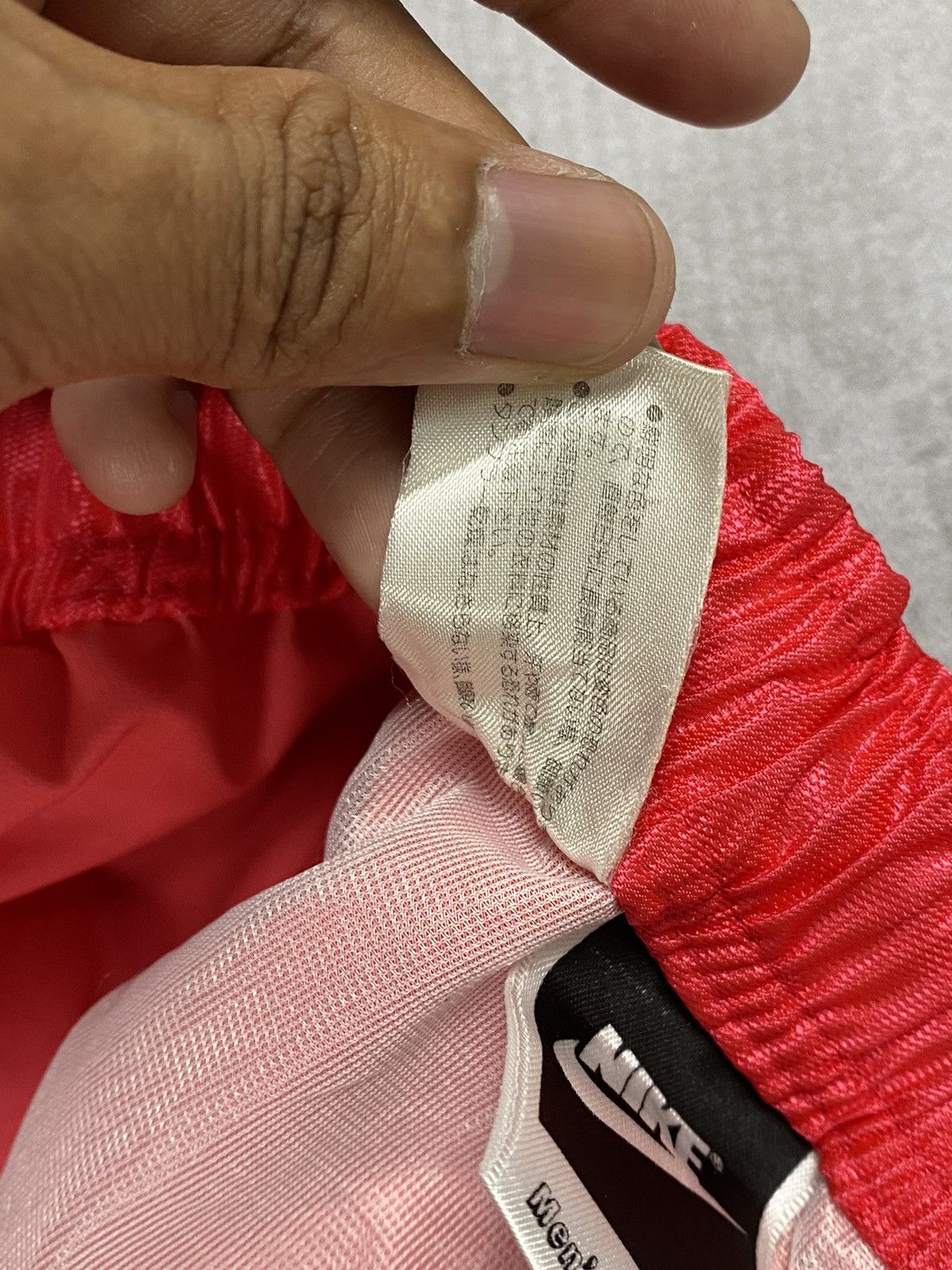 Nike Vintage Nike Nylon Pants Size US 31 - 10 Thumbnail