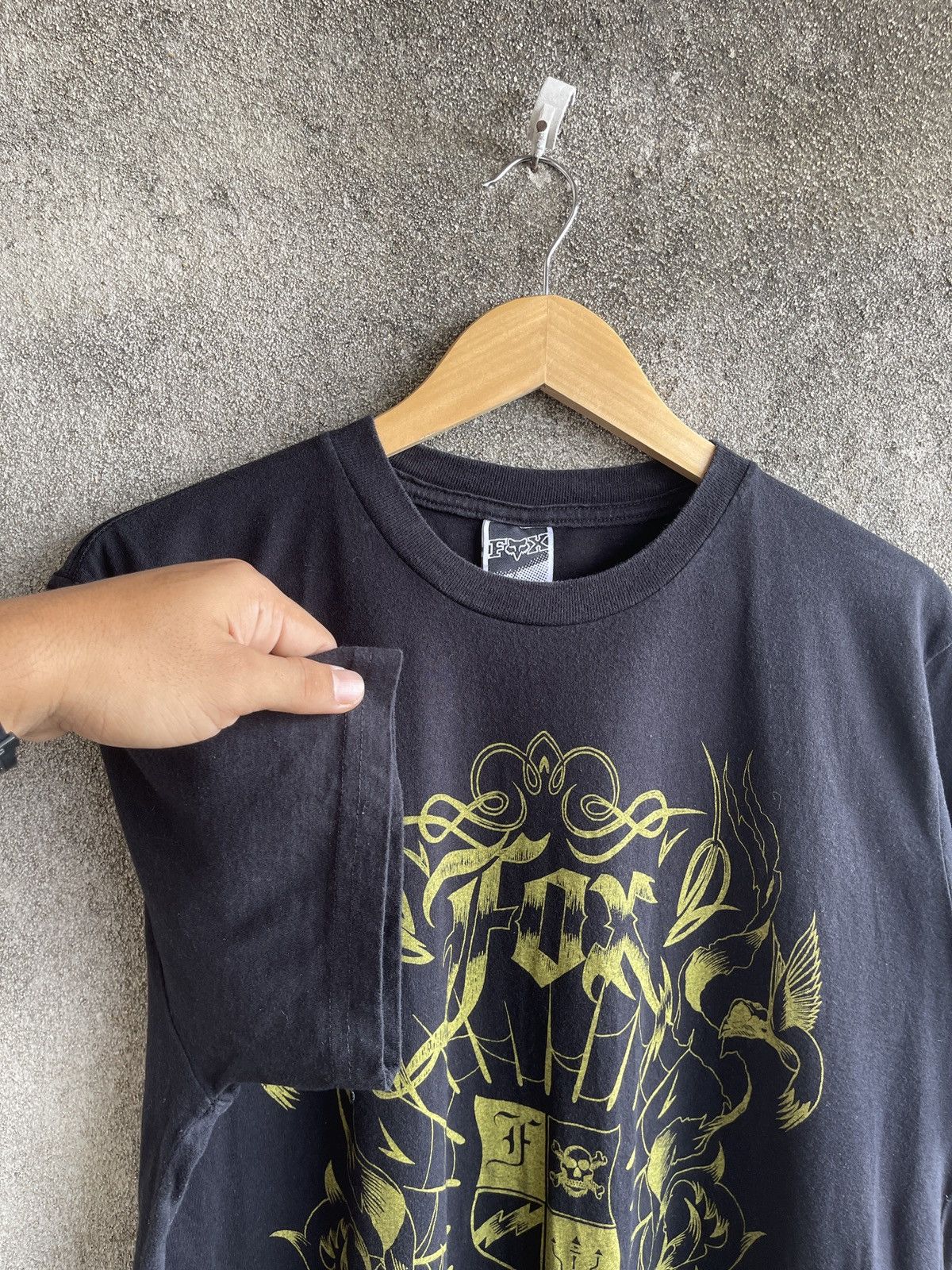 Fox Racing Vintage🔥FOX HEAD🔥Emblem Logo Black Tshirt Size US L / EU 52-54 / 3 - 5 Thumbnail