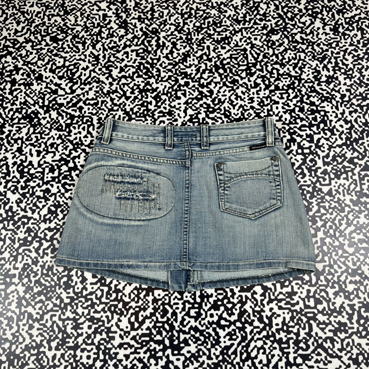 Dolce & Gabbana Vintage 90s D&G Dolce Gabbana Denim Mini Skirt Retro Luxury Size 28" / US 6 / IT 42 - 4 Thumbnail