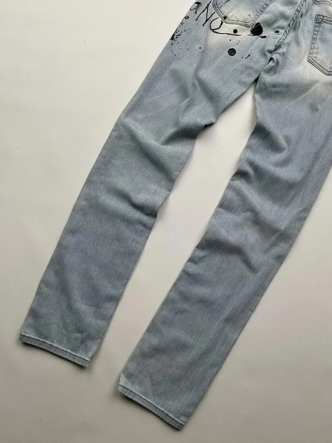 John Galliano Galliano Printed Faded Jeans (249) Size 26" / US 2 / IT 38 - 11 Thumbnail